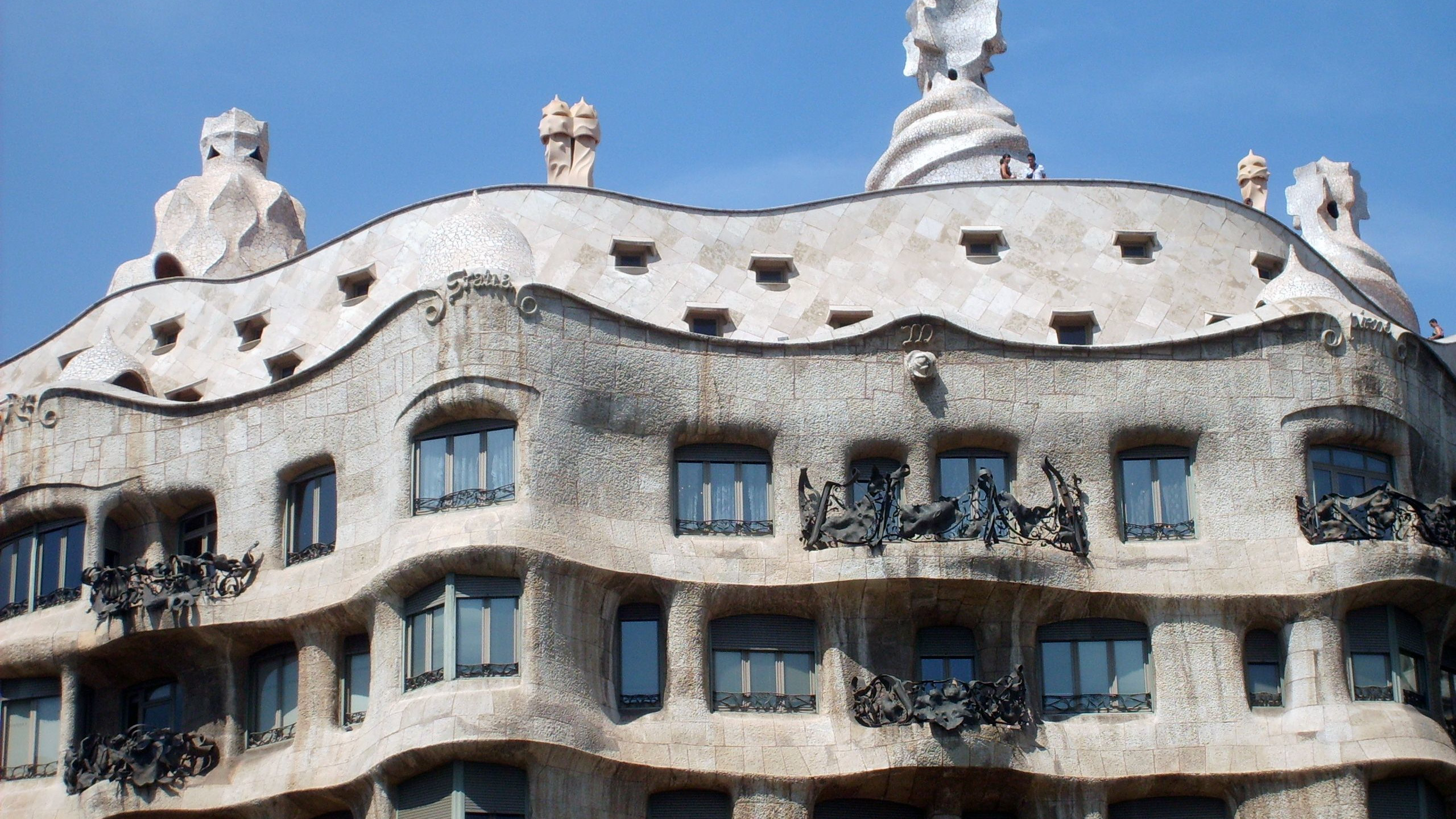 Backdrop for Jujol - Gaudí: Two Geniuses of Architecture
