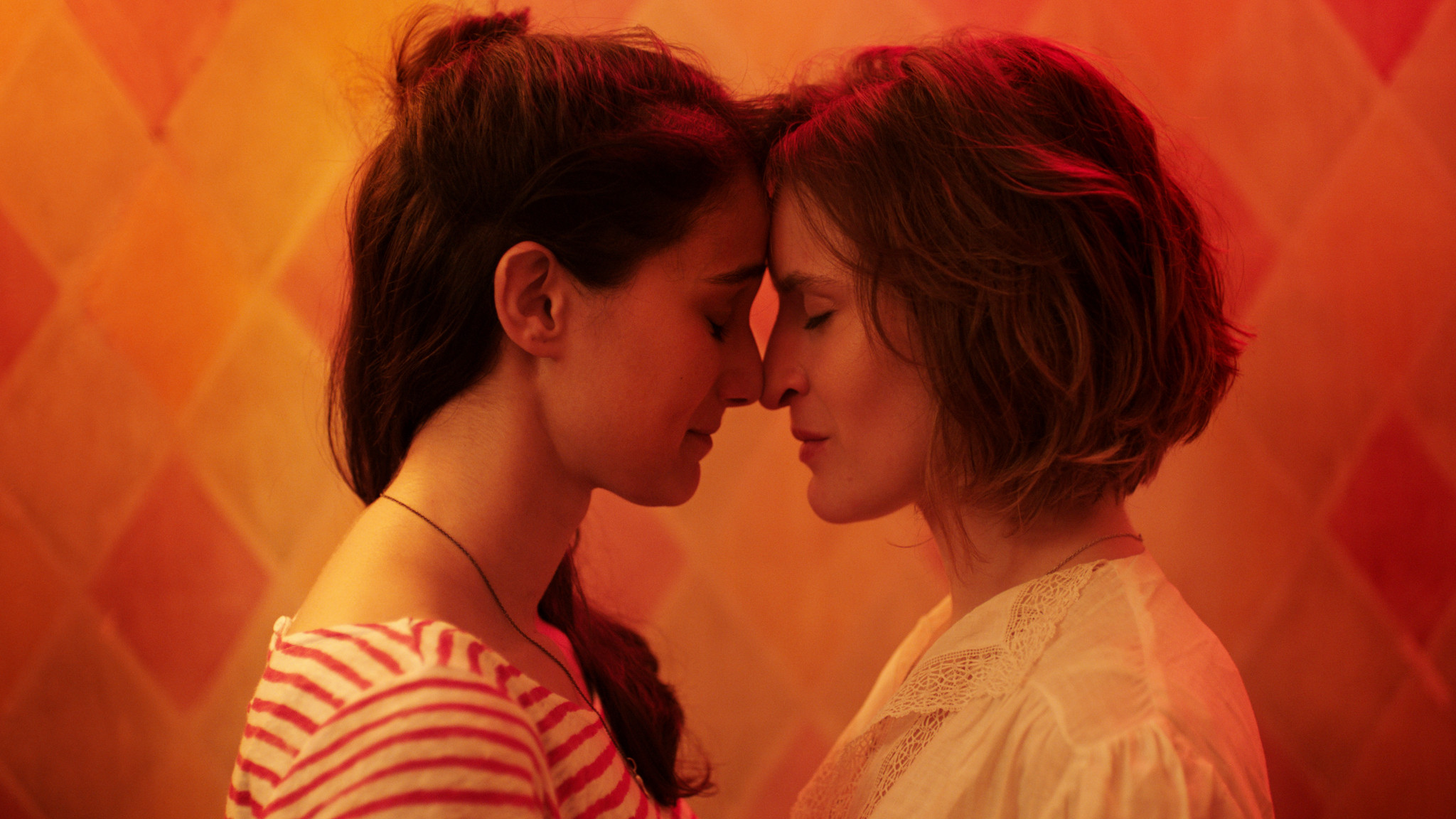 Backdrop for Mom + Mom