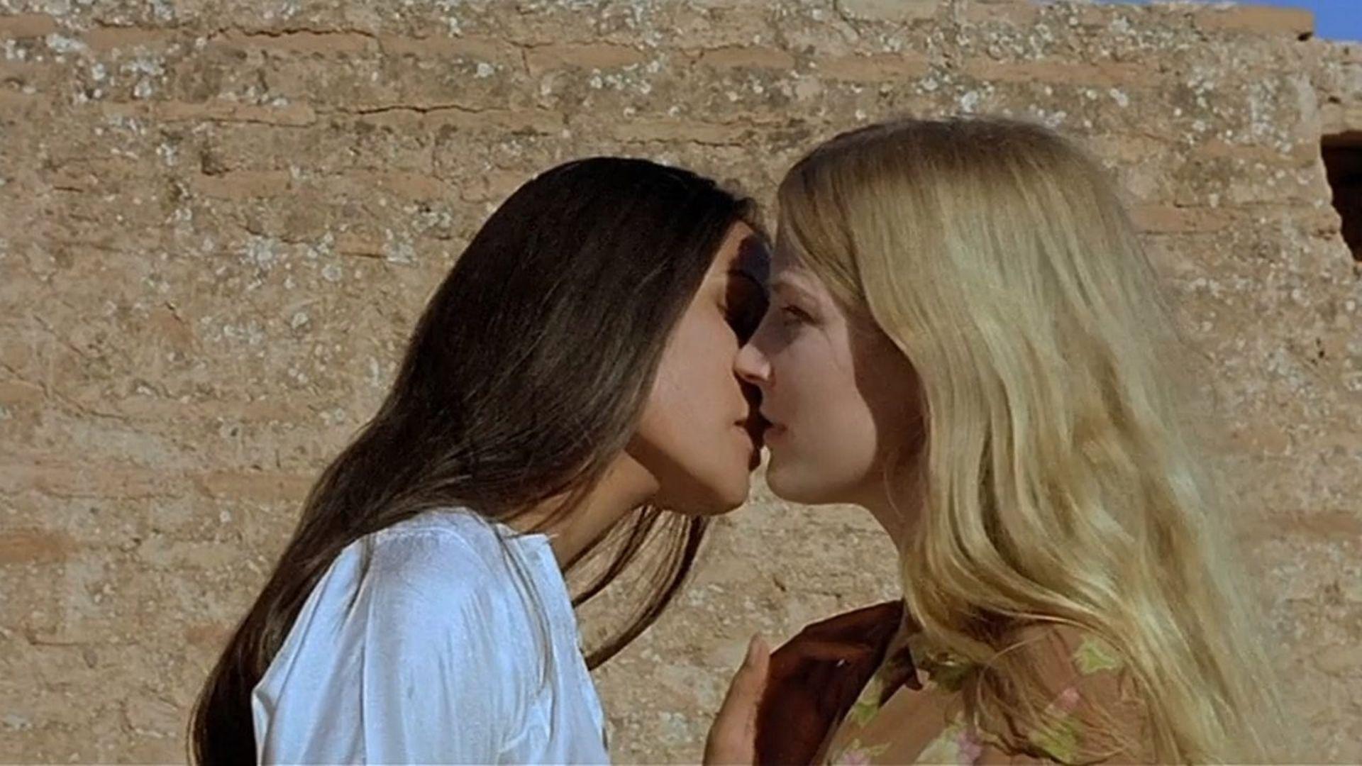 Backdrop for Emanuelle in Bangkok