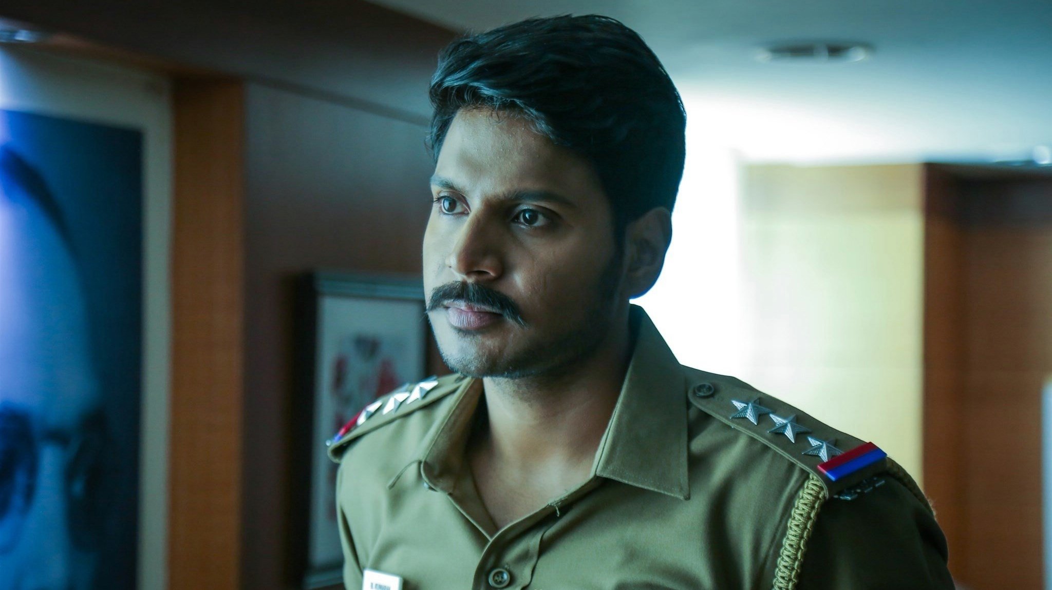 Backdrop for Maayavan