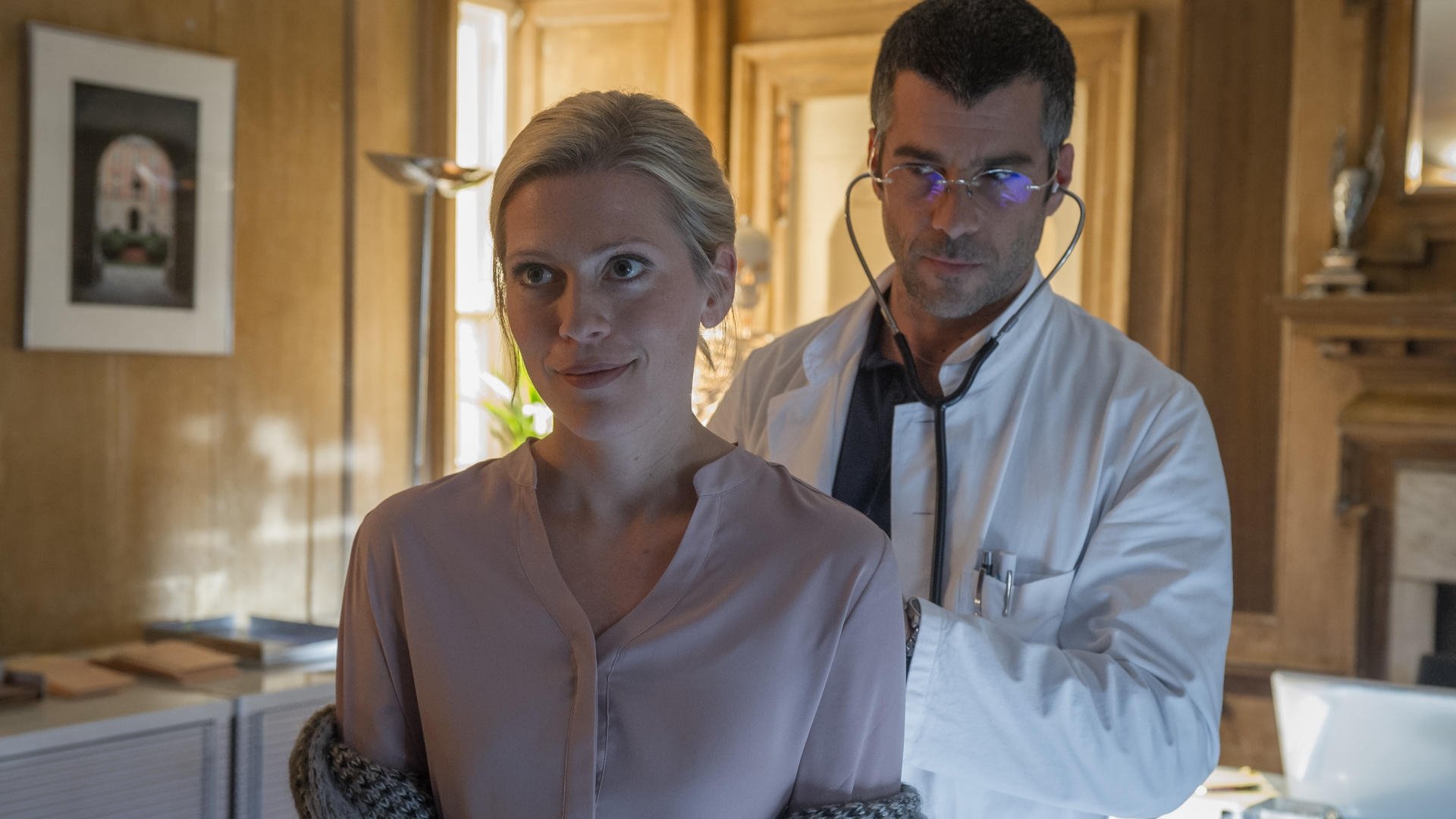 Backdrop for Rosamunde Pilcher: Ein Doktor und drei Frauen