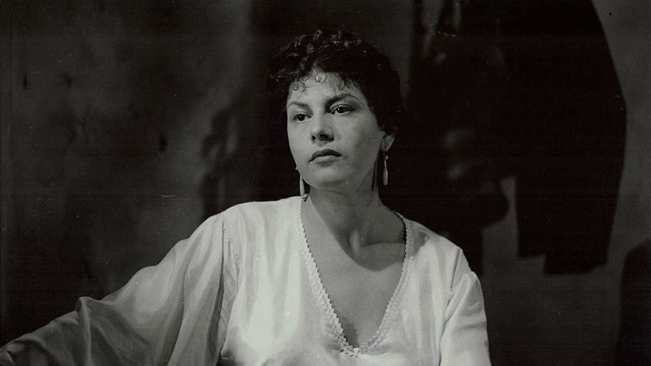 Backdrop for Stojan Mutikasa