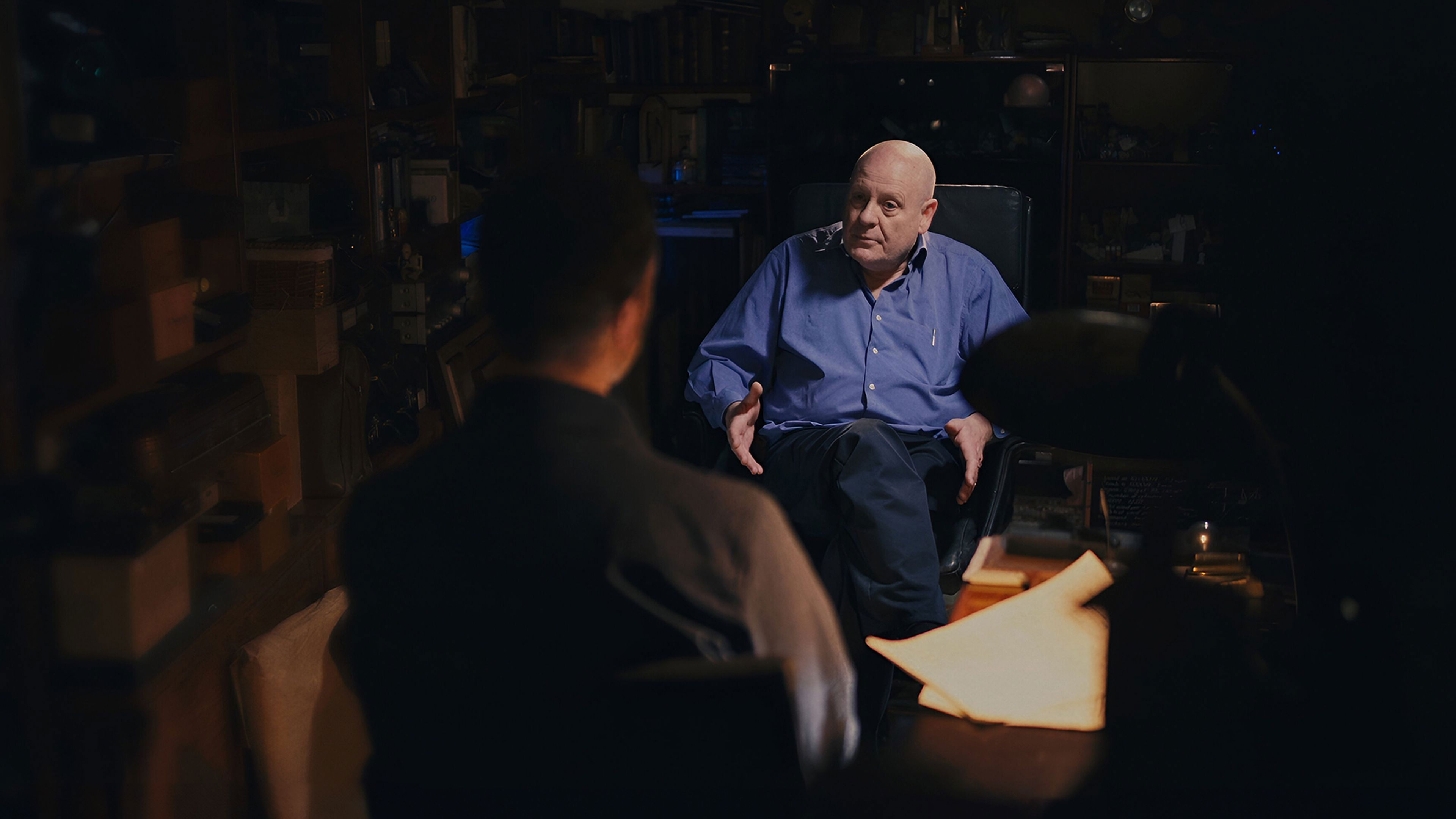 Backdrop for El forense