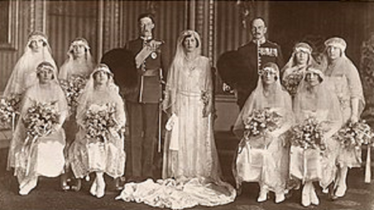 Backdrop for Die Ehe der Frau Mary