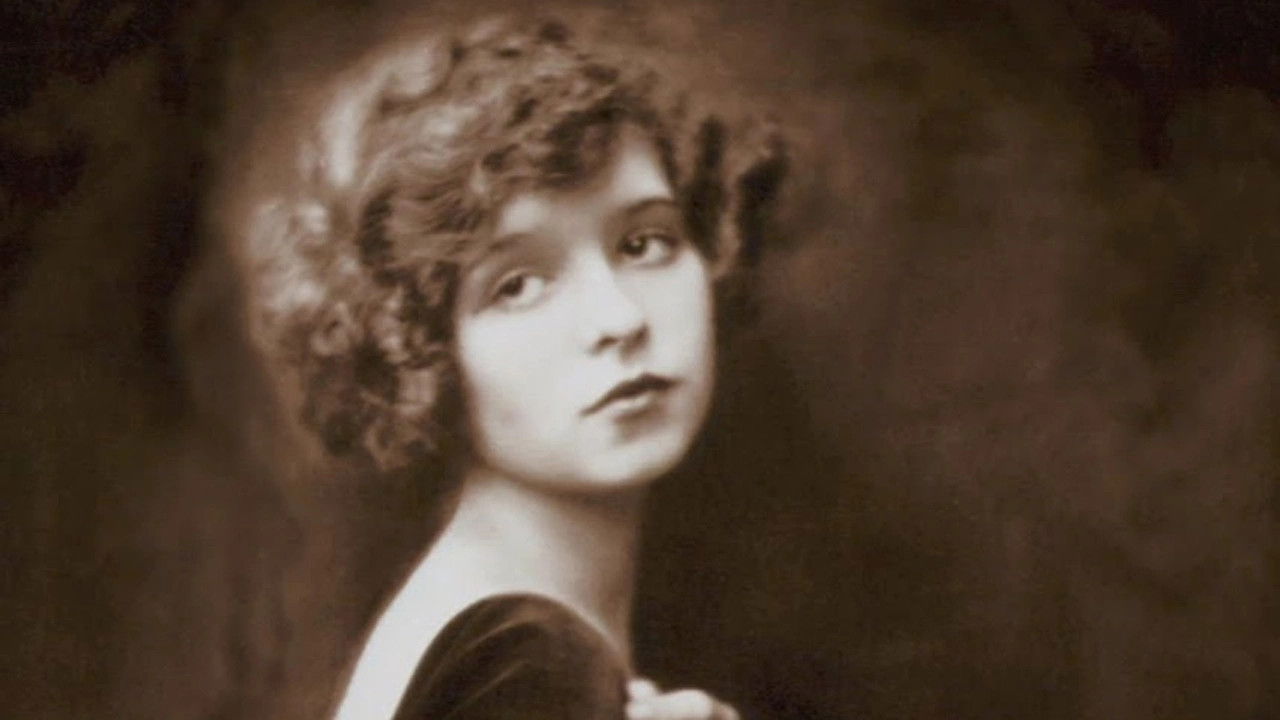 Backdrop for Clara Bow: Discovering the It Girl