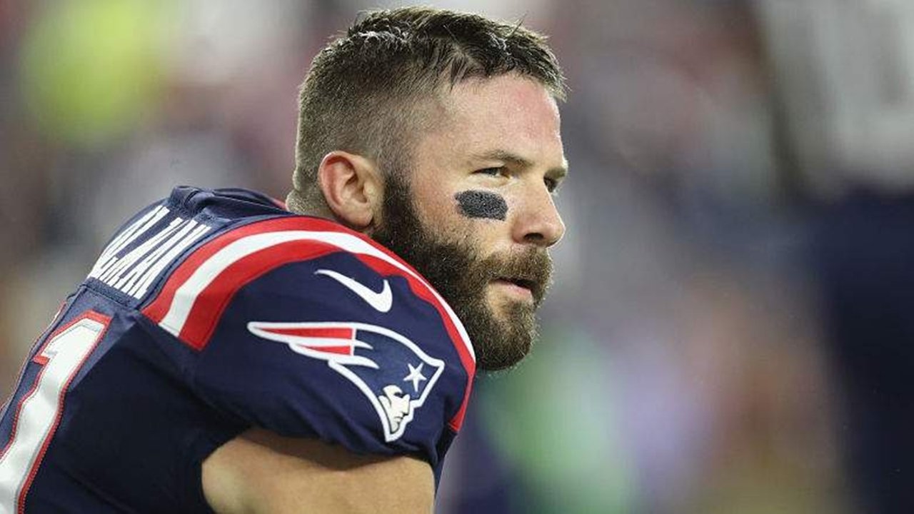 Backdrop for 100%: Julian Edelman
