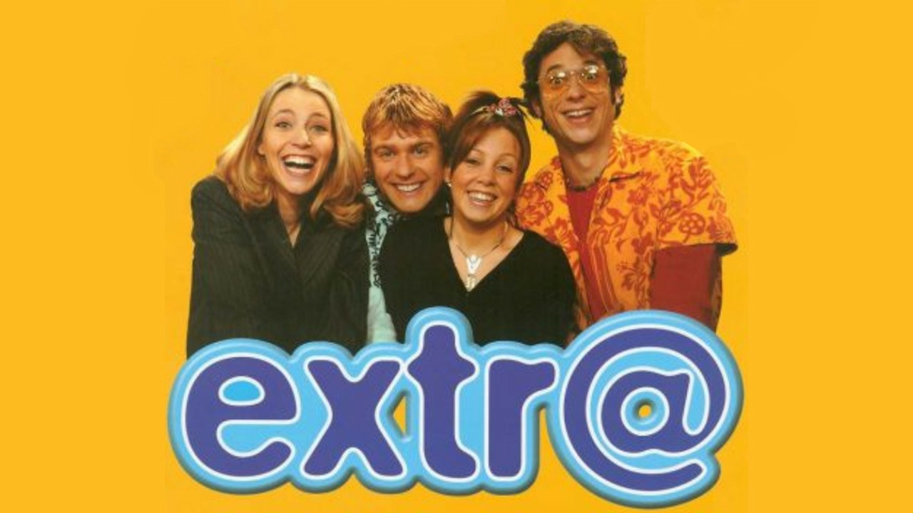 Backdrop for extr@ English