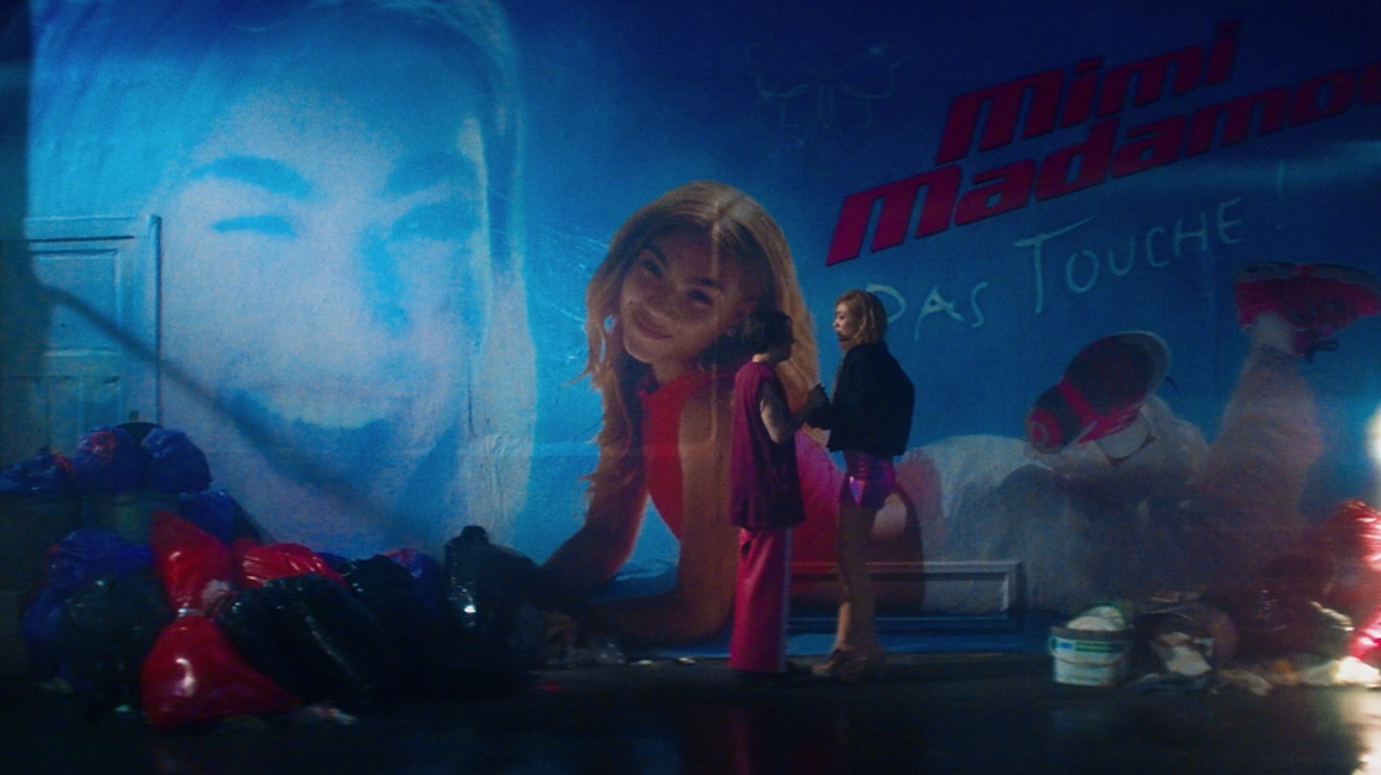 Backdrop for Queens of Drama