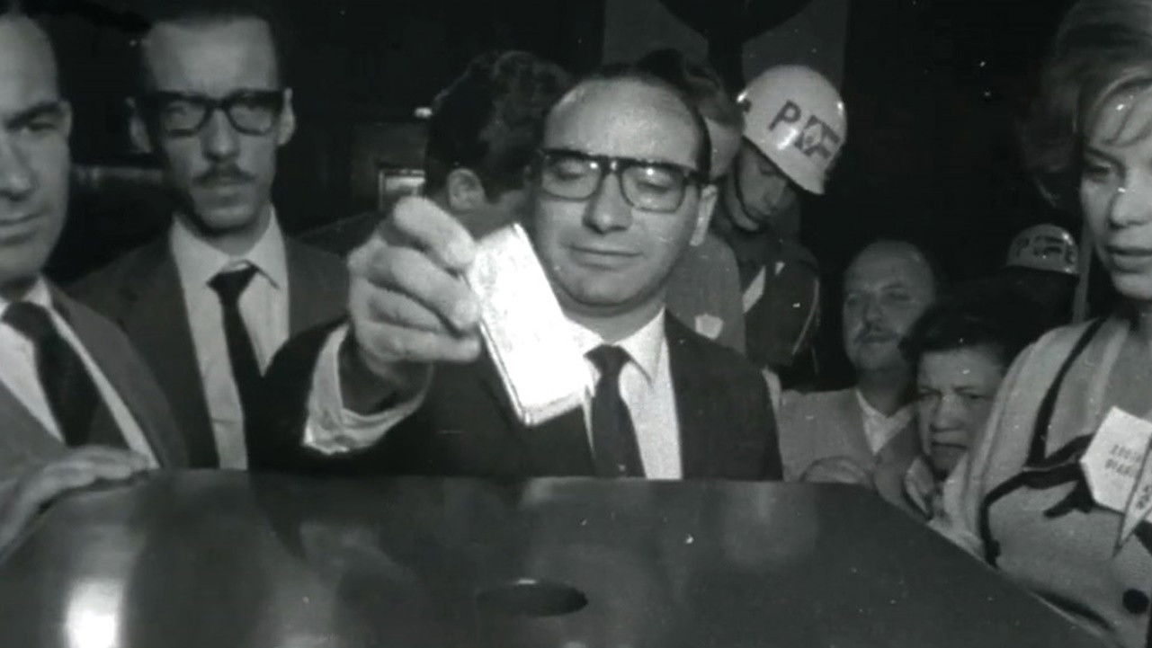 Backdrop for Golpe de Ouro