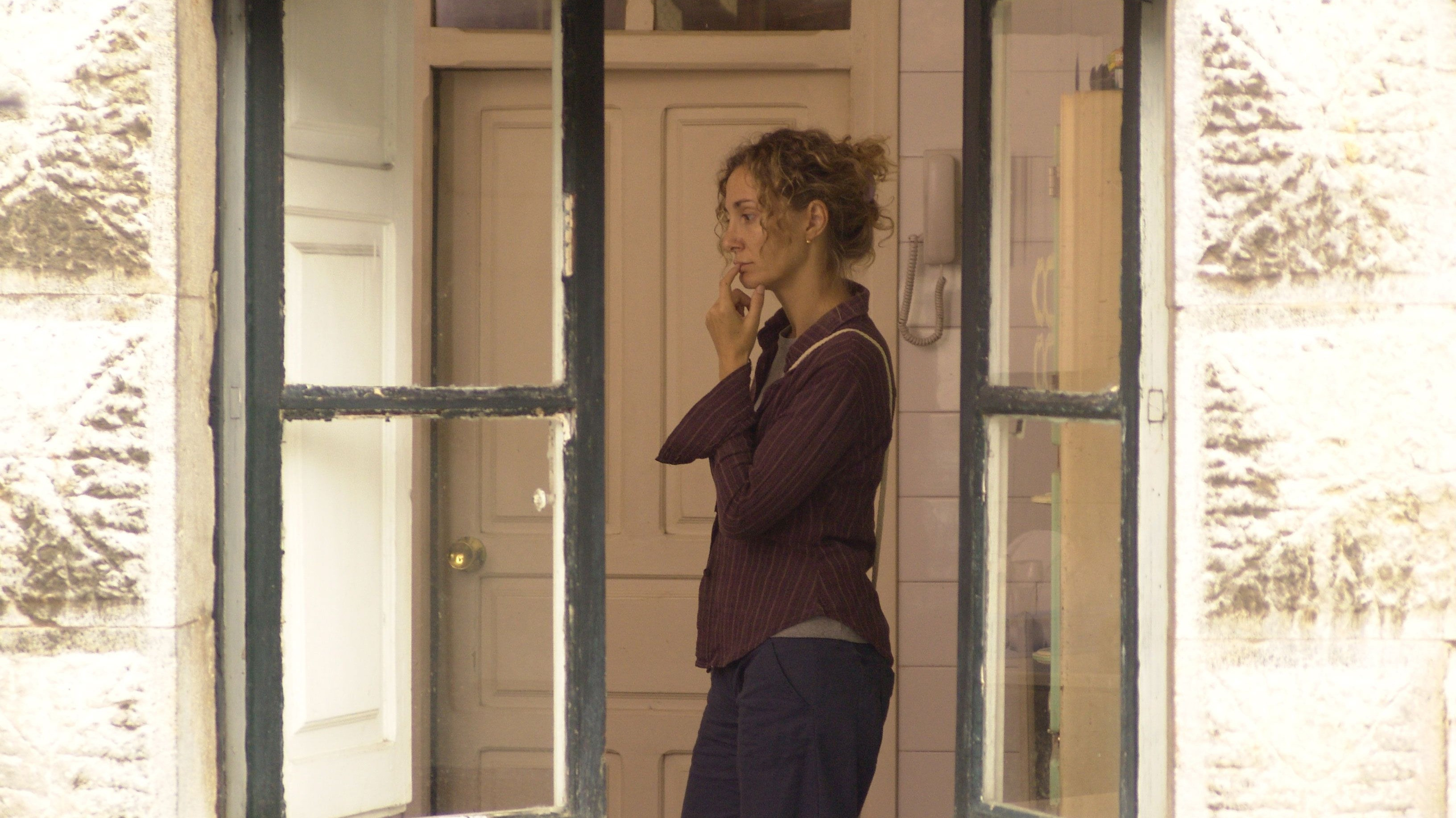 Backdrop for Solitary Fragments