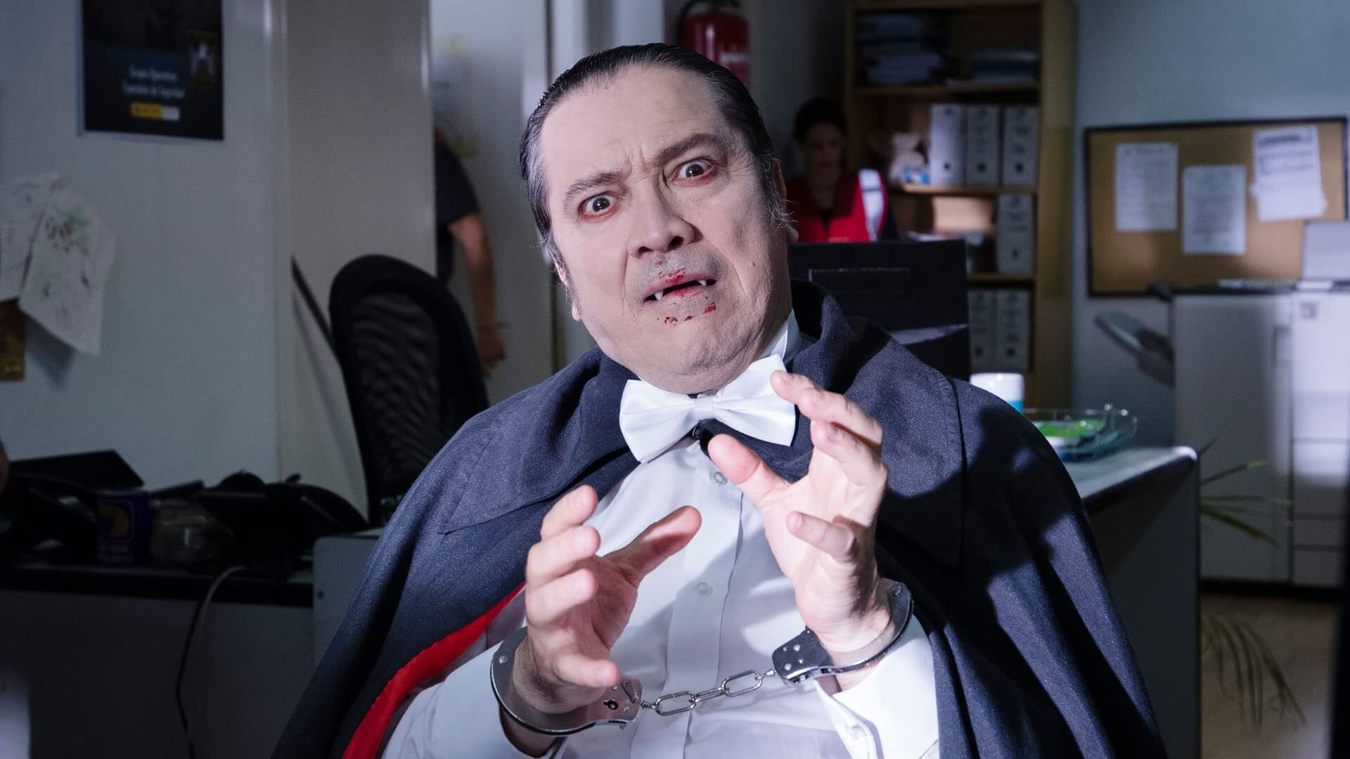 Backdrop for ¿Y si sí?