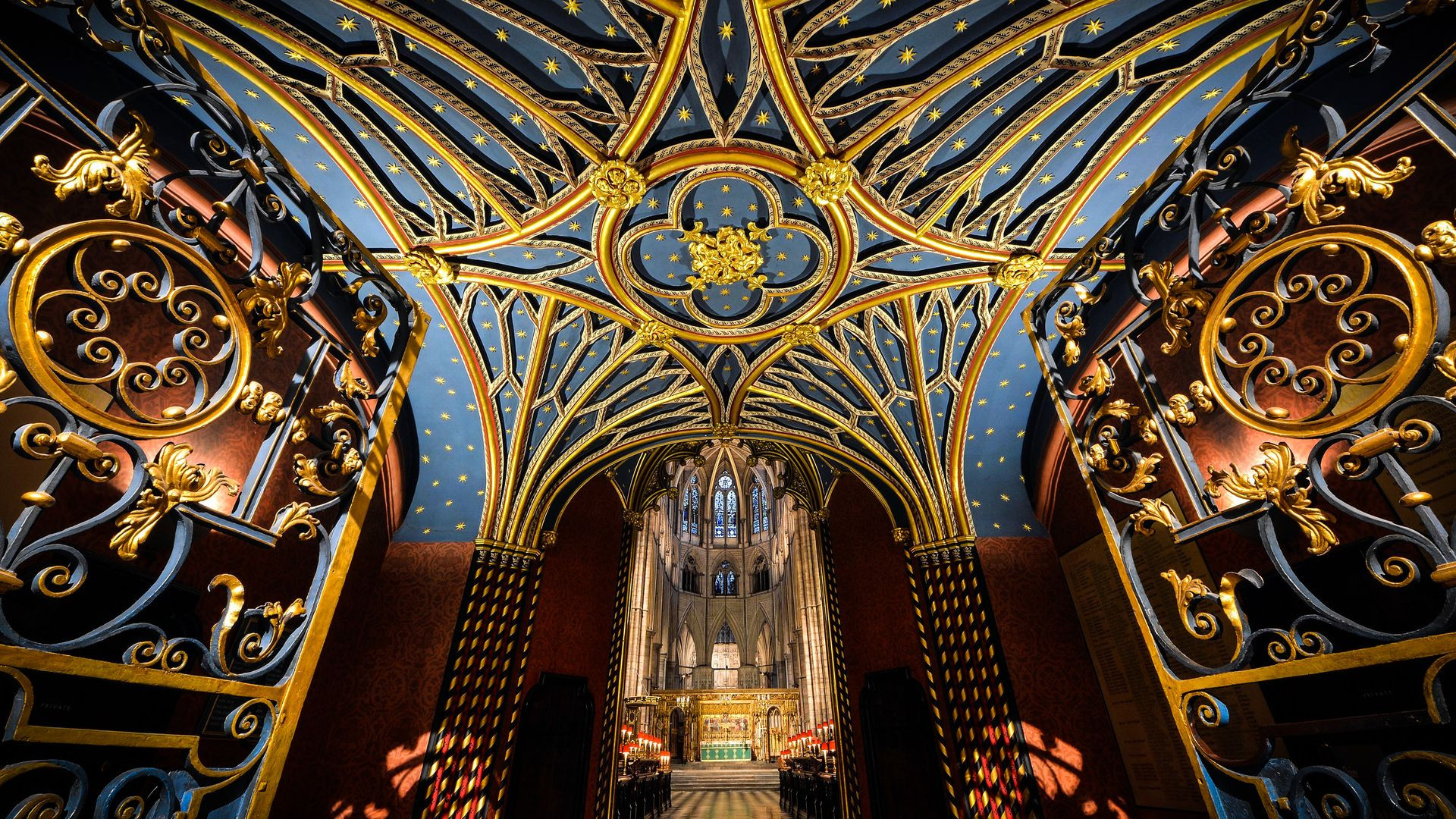 Backdrop for Westminster Abbey: Behind Closed Doors