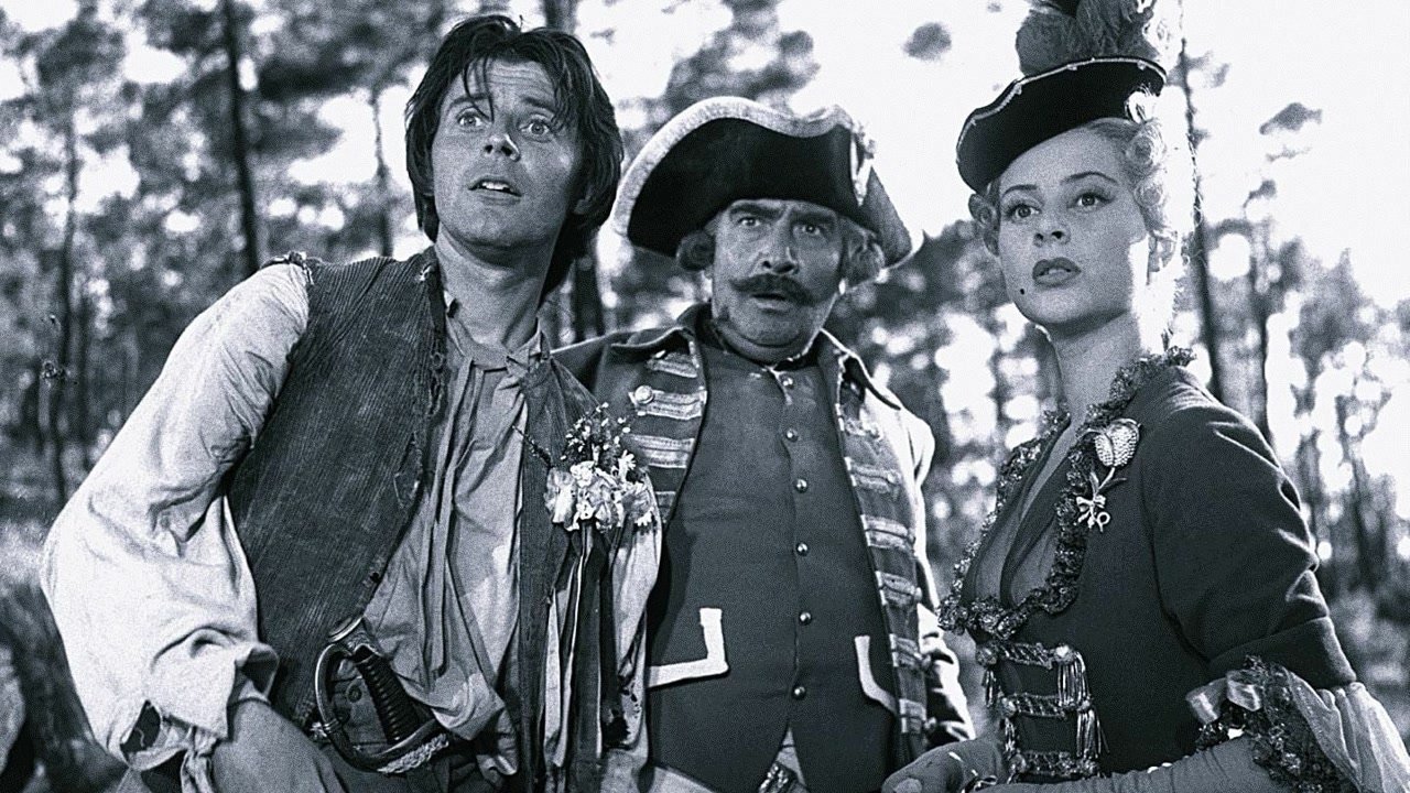 Backdrop for Fan-Fan the Tulip