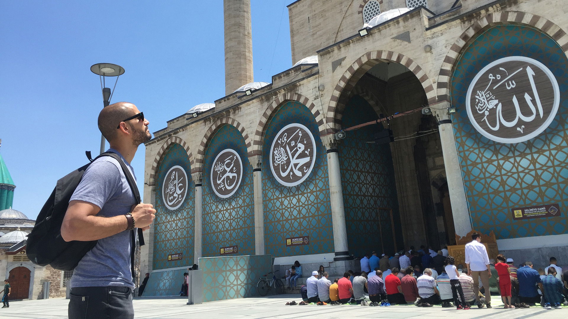 Backdrop for T'es où, Youssef?