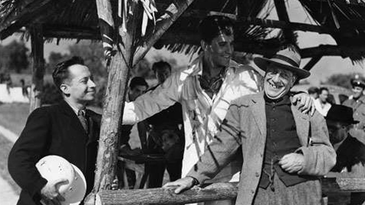 Backdrop for Madre Alegría