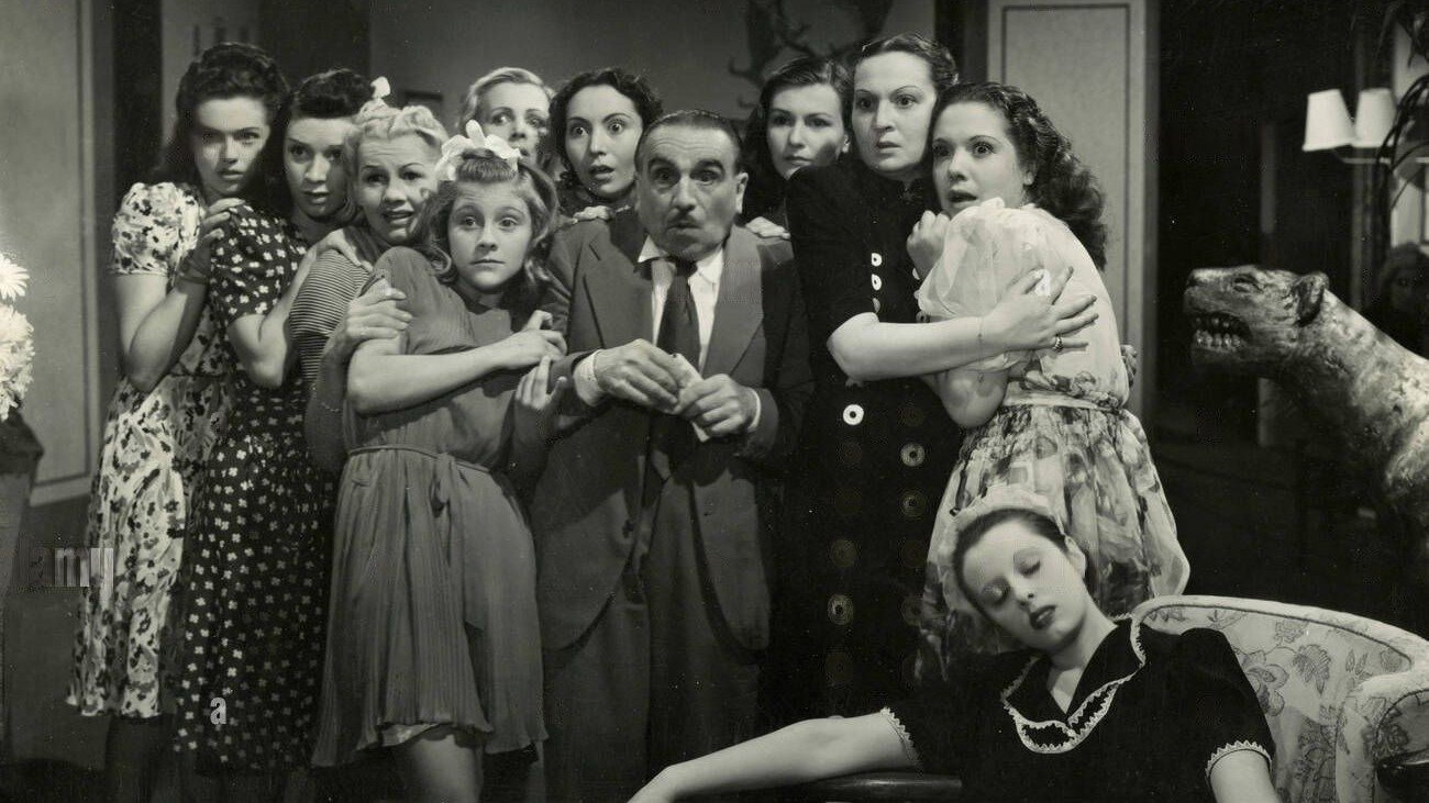 Backdrop for Le signorine della villa accanto