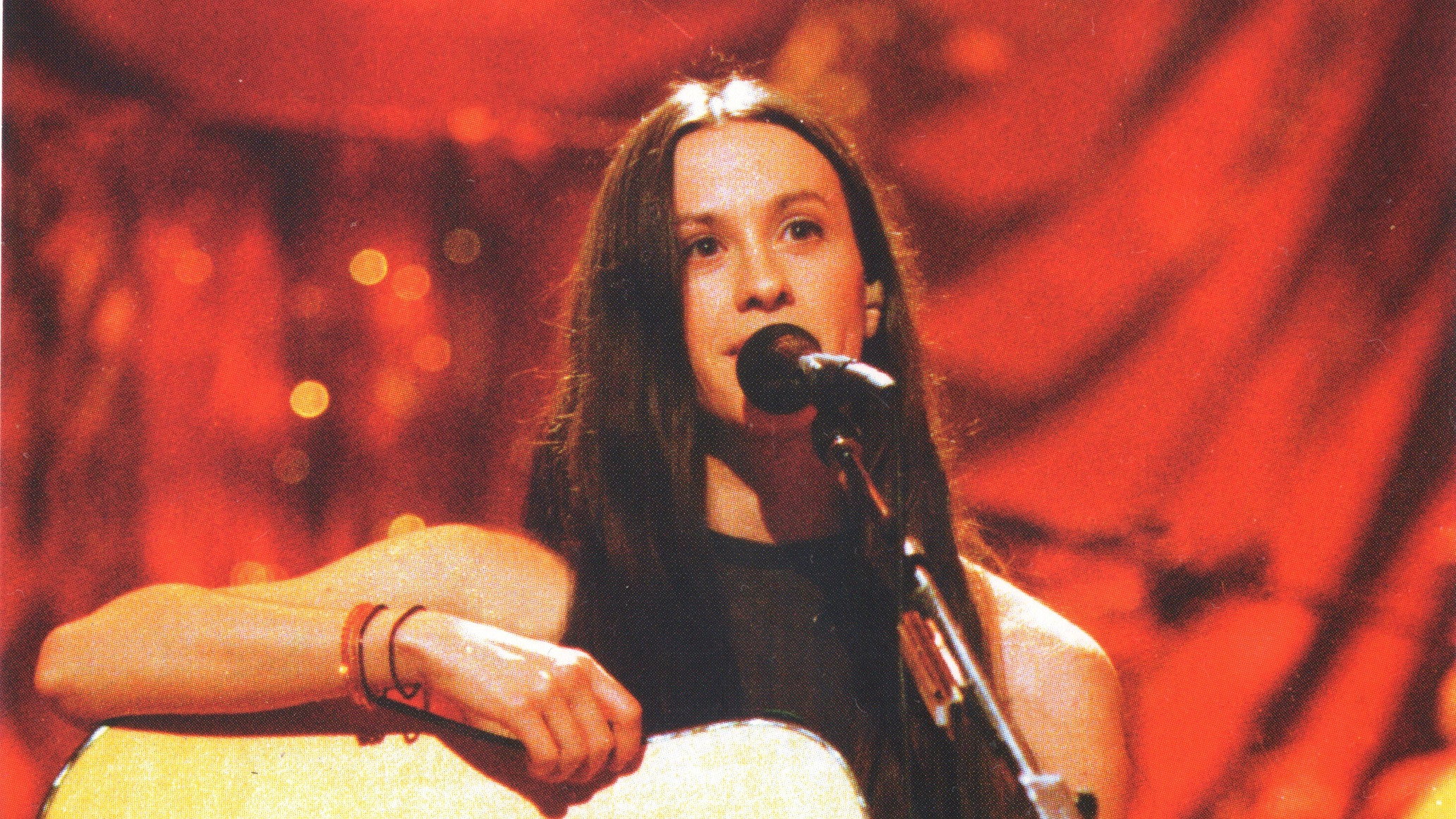 Backdrop for Alanis Morissette: MTV Unplugged