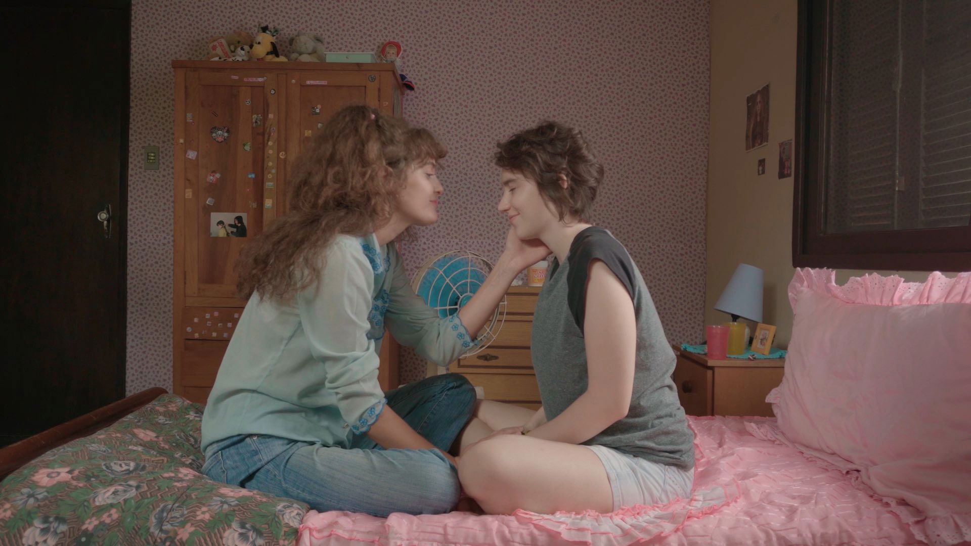 Backdrop for Letícia, Monte Bonito, 04