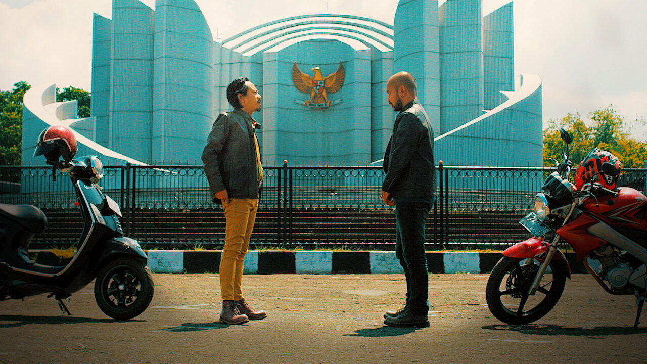 Backdrop for Preman Pensiun