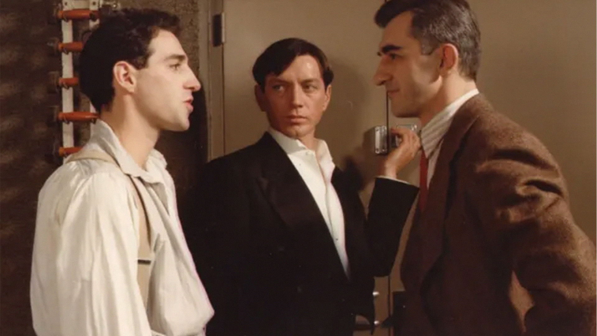 Backdrop for Bras de fer