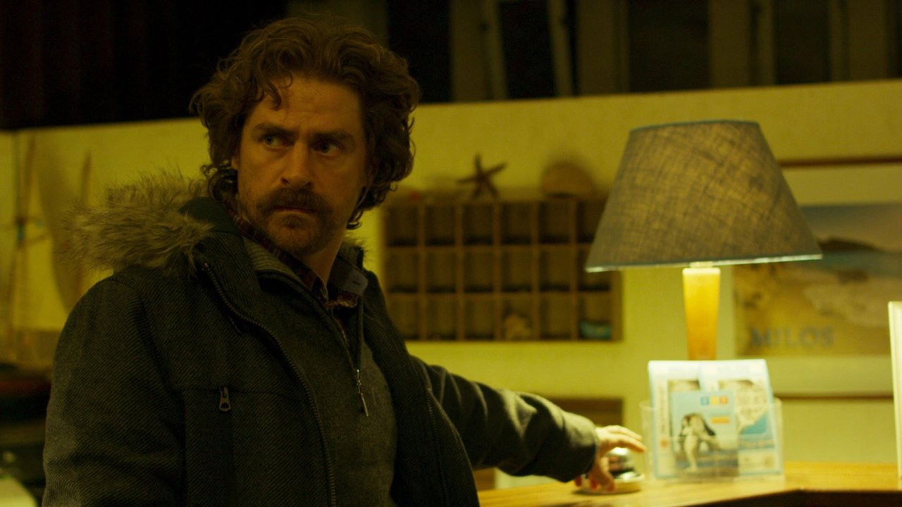 Backdrop for Saison Morte