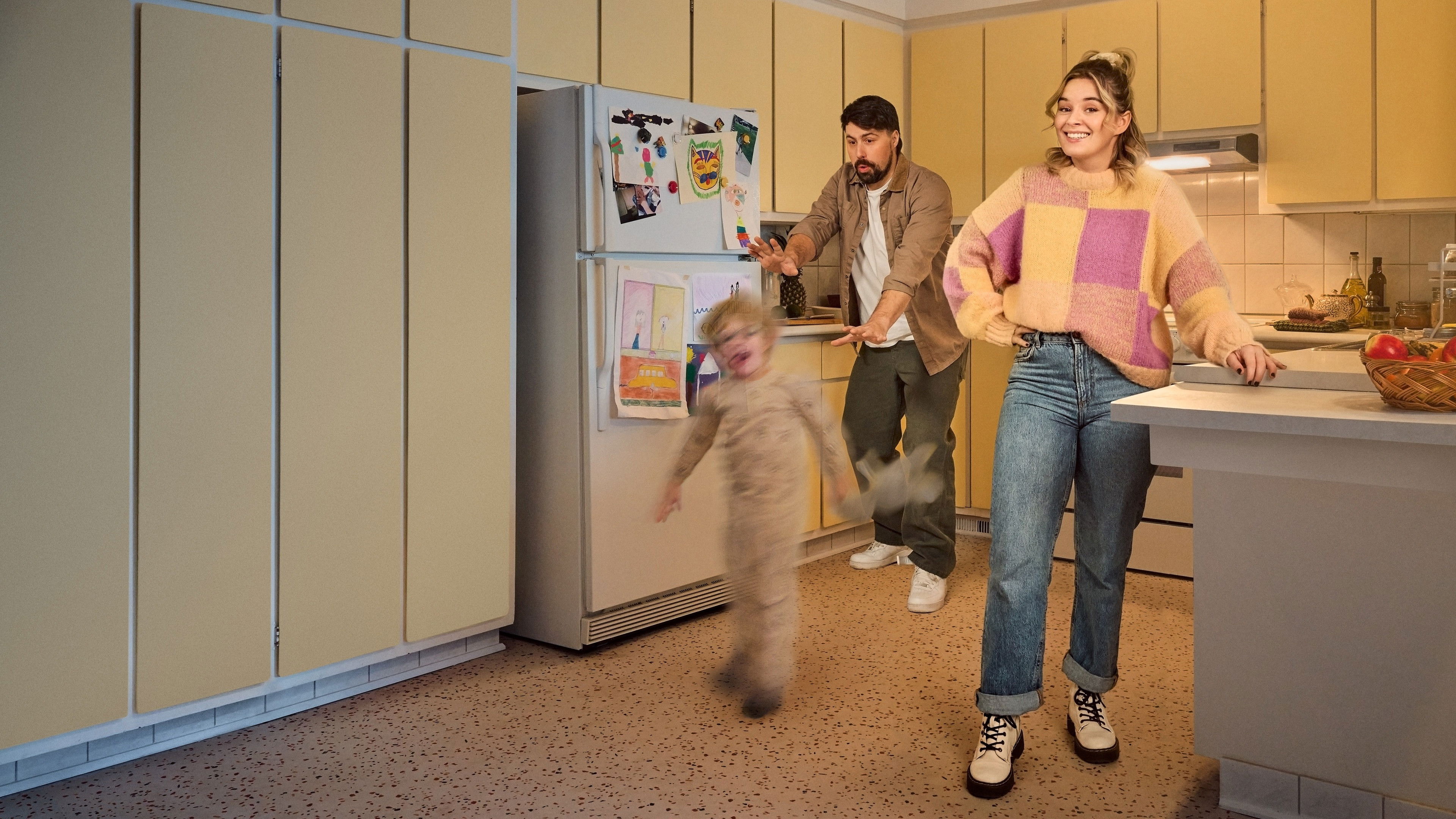 Backdrop for Belle-mère