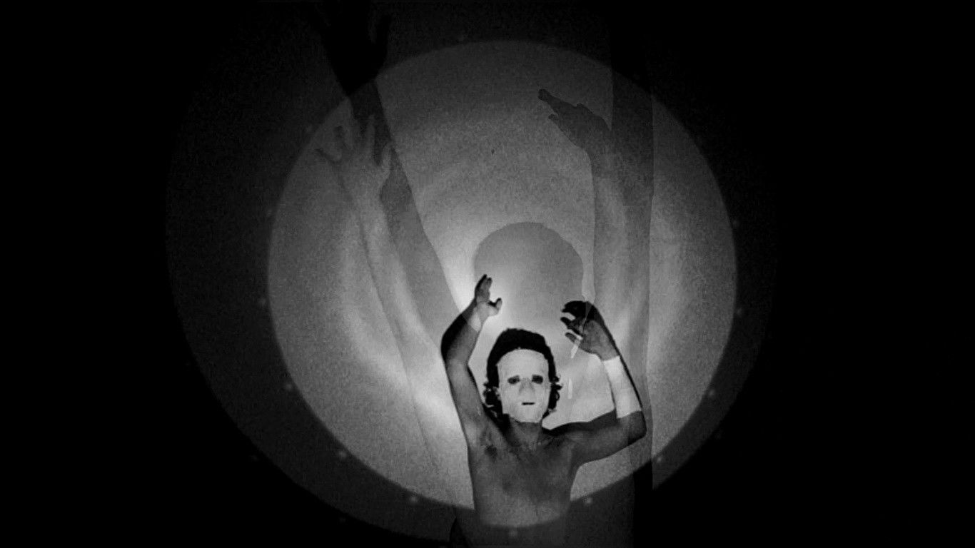 Backdrop for Meu Eterno Etéreo Breu