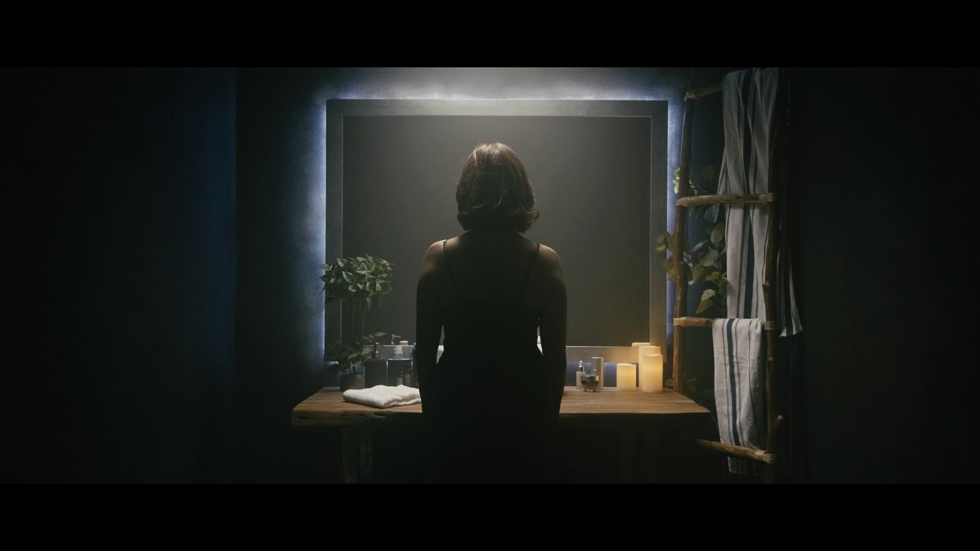 Backdrop for The Inverted Woman