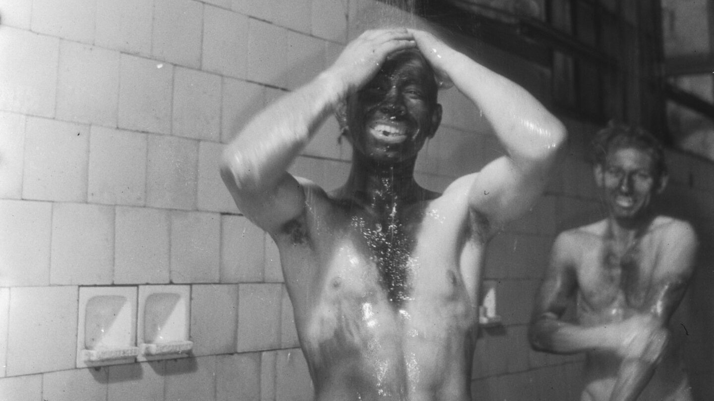 Backdrop for Het stof daalt