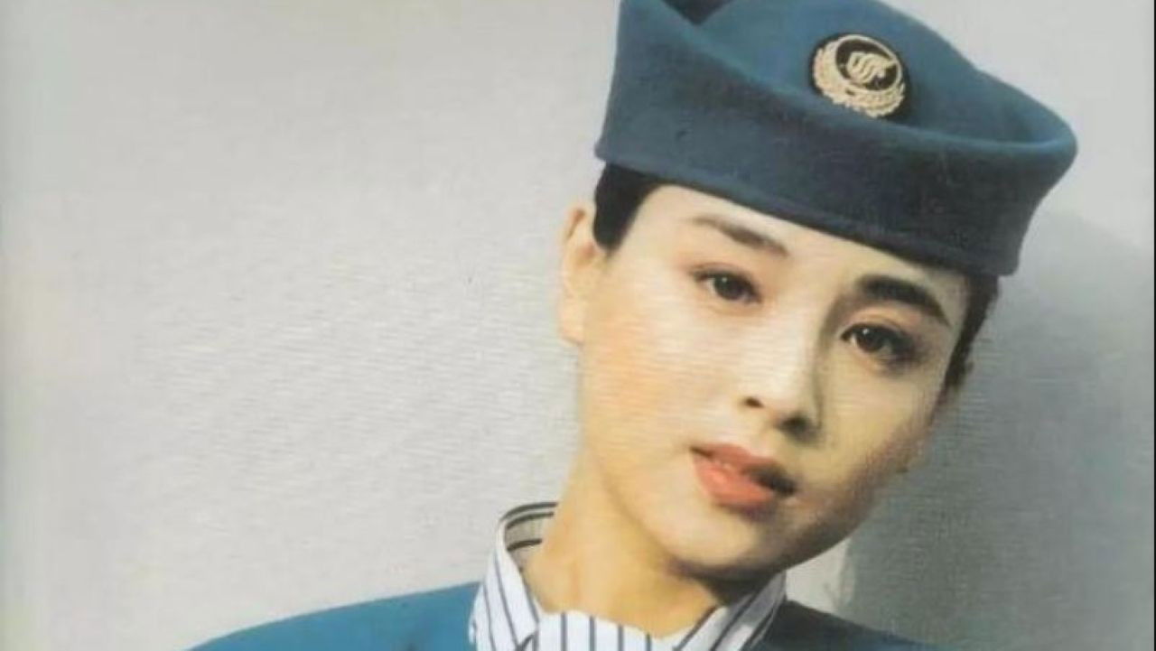 Backdrop for 中国空姐