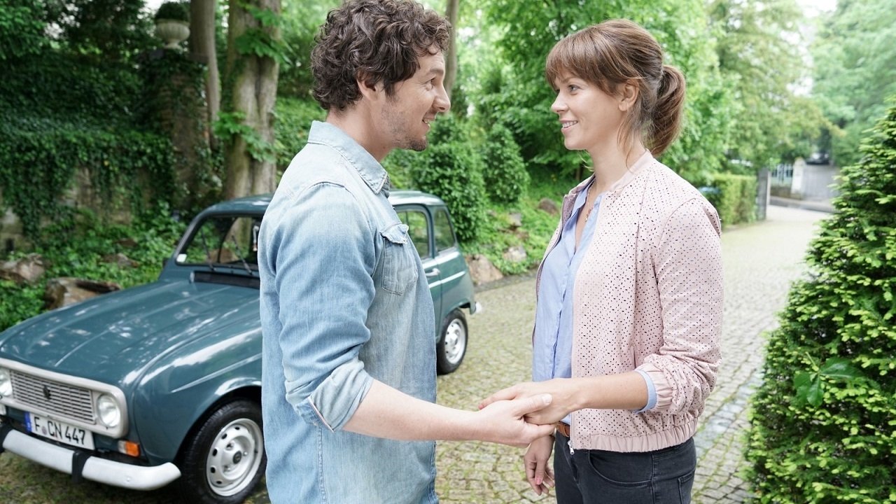 Backdrop for Auf der anderen Seite ist das Gras viel Grüner
