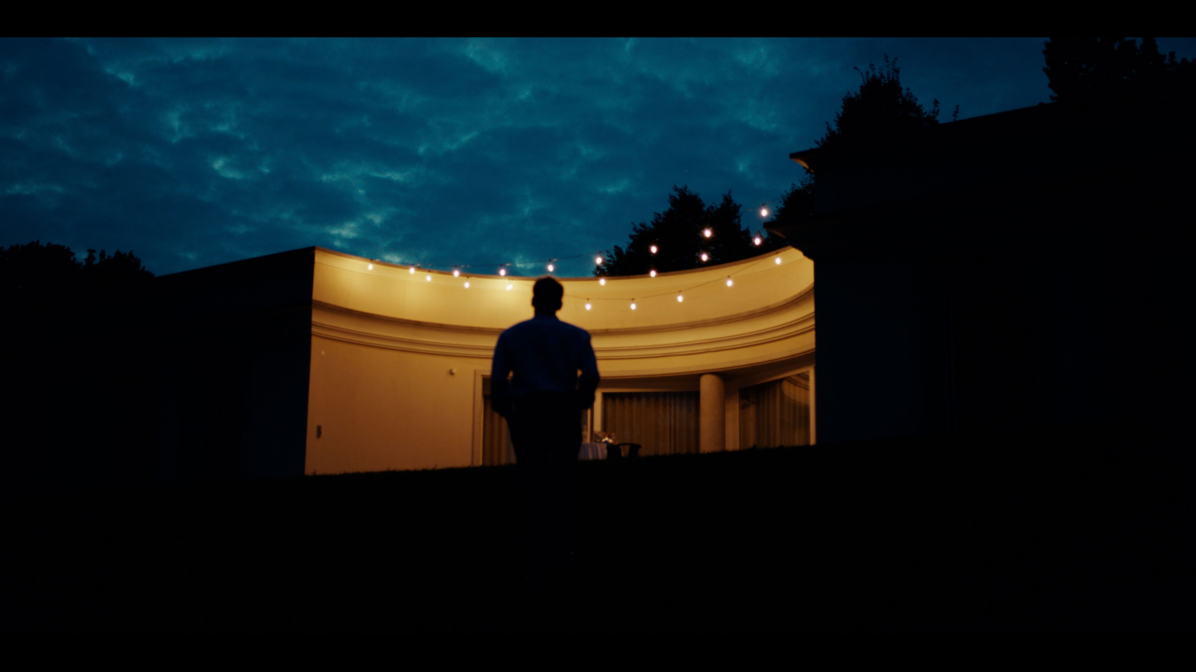 Backdrop for Fuori fa Paura