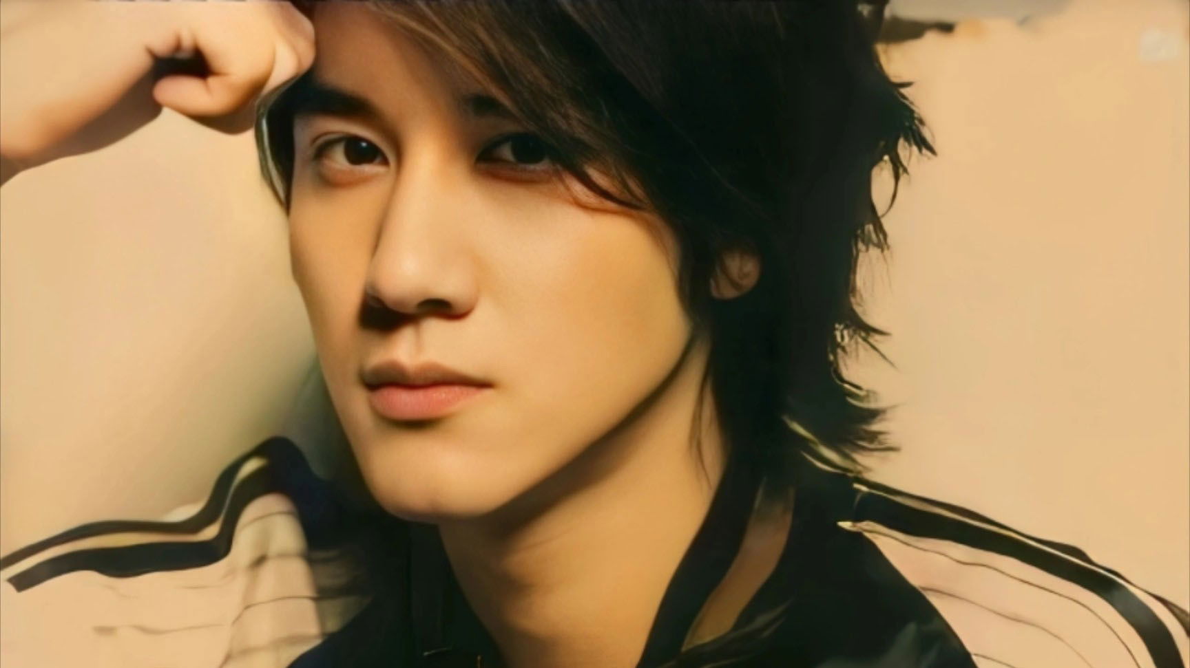 Backdrop for 王力宏MV