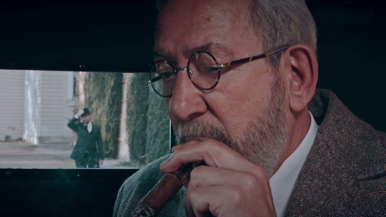 Backdrop for Una sombra en el rostro de Freud