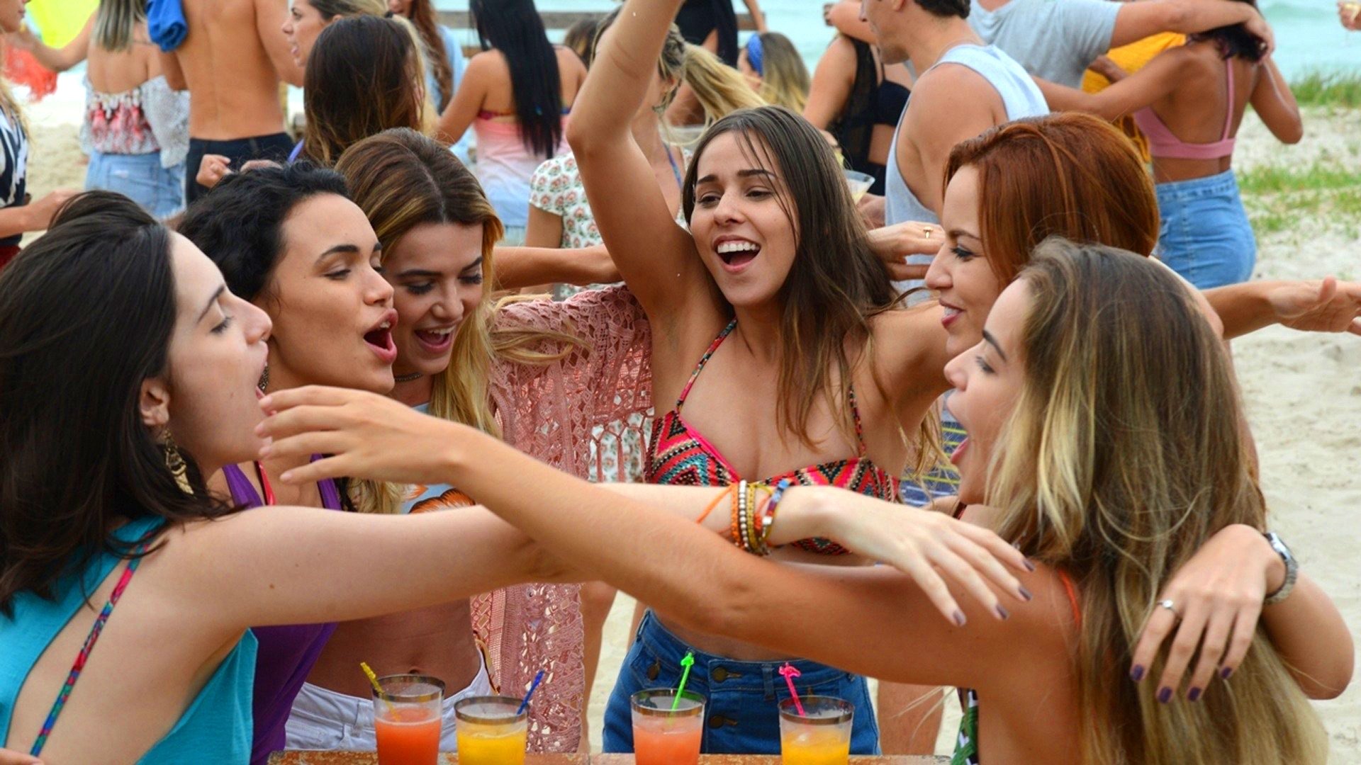 Backdrop for Socorro, Virei uma Garota!