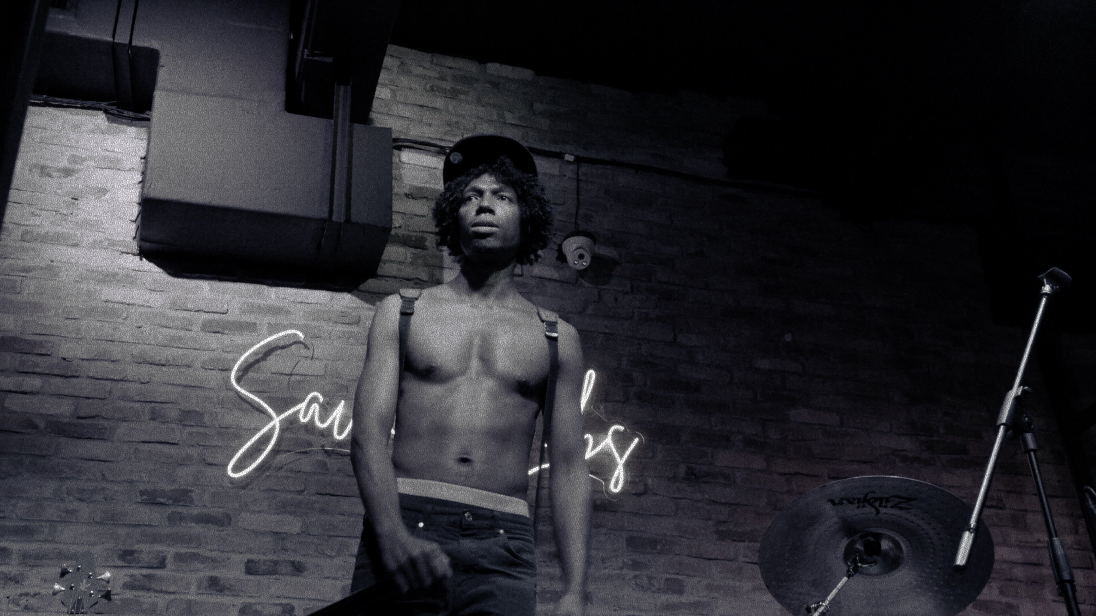 Backdrop for Mumble: Fate of a Lost Icon