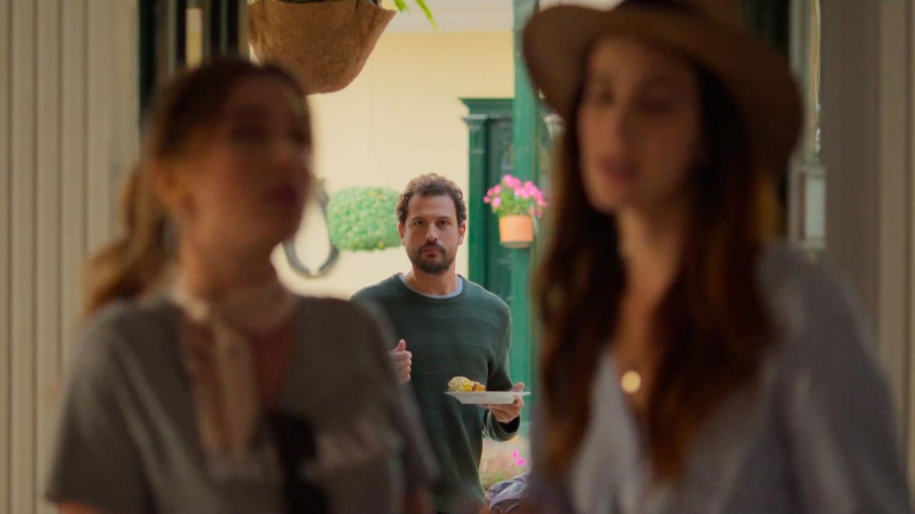 Backdrop for Loco por vos