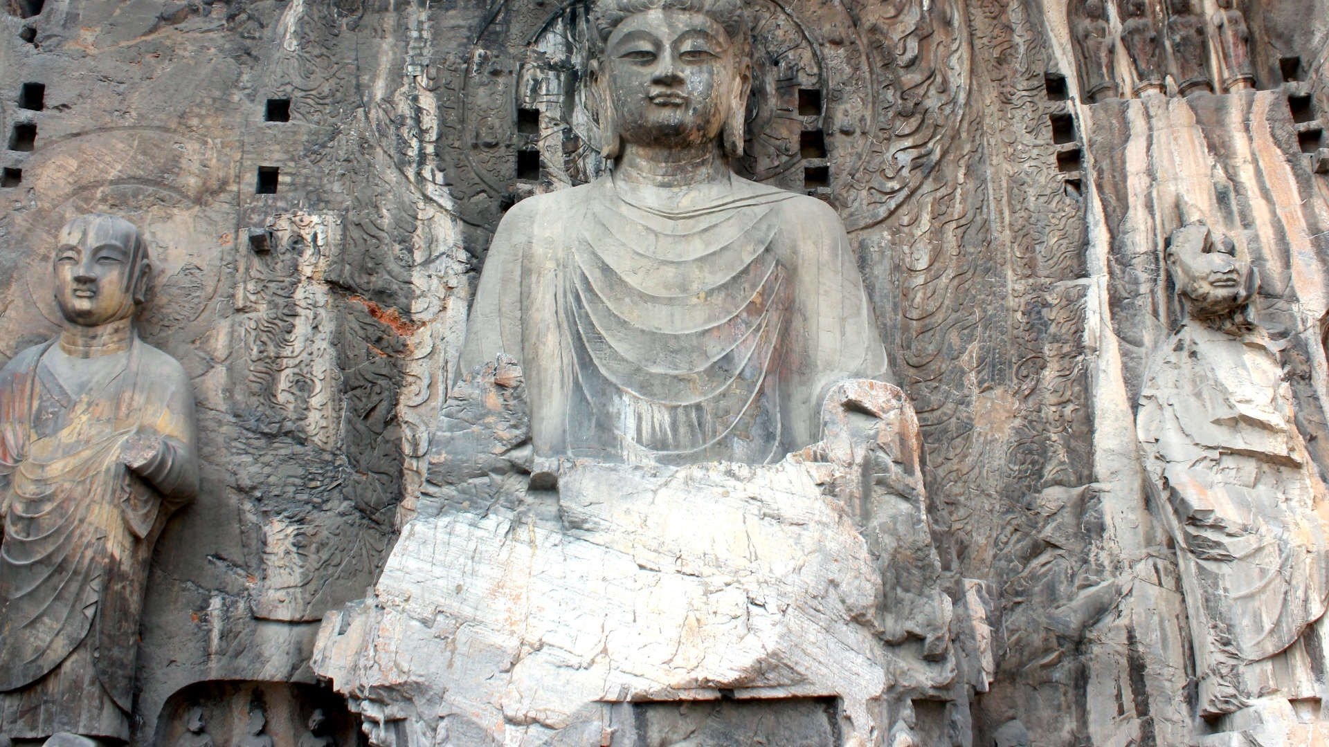 Backdrop for China's Emperor of Evil