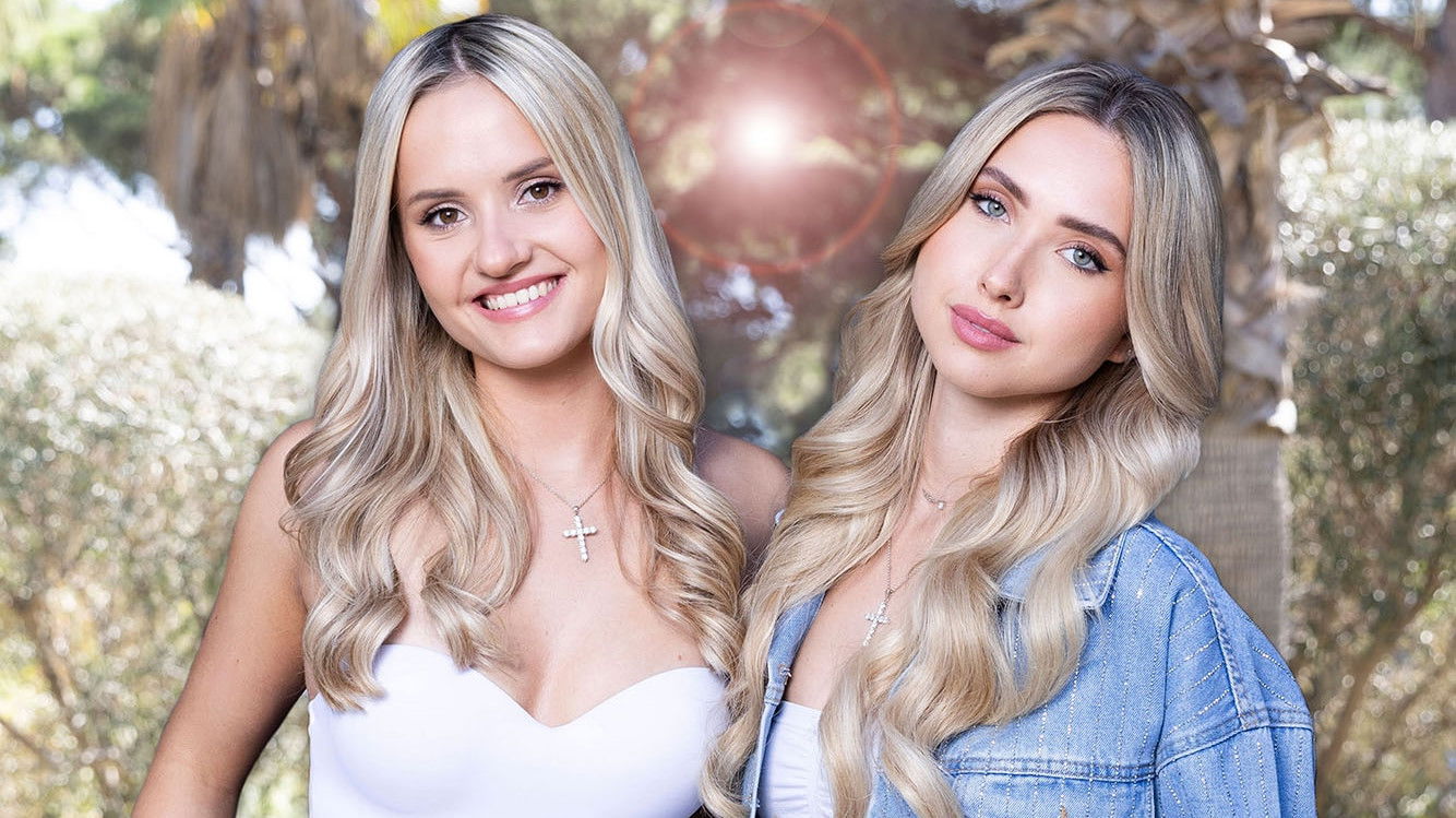 Backdrop for Davina & Shania - We Love Monaco