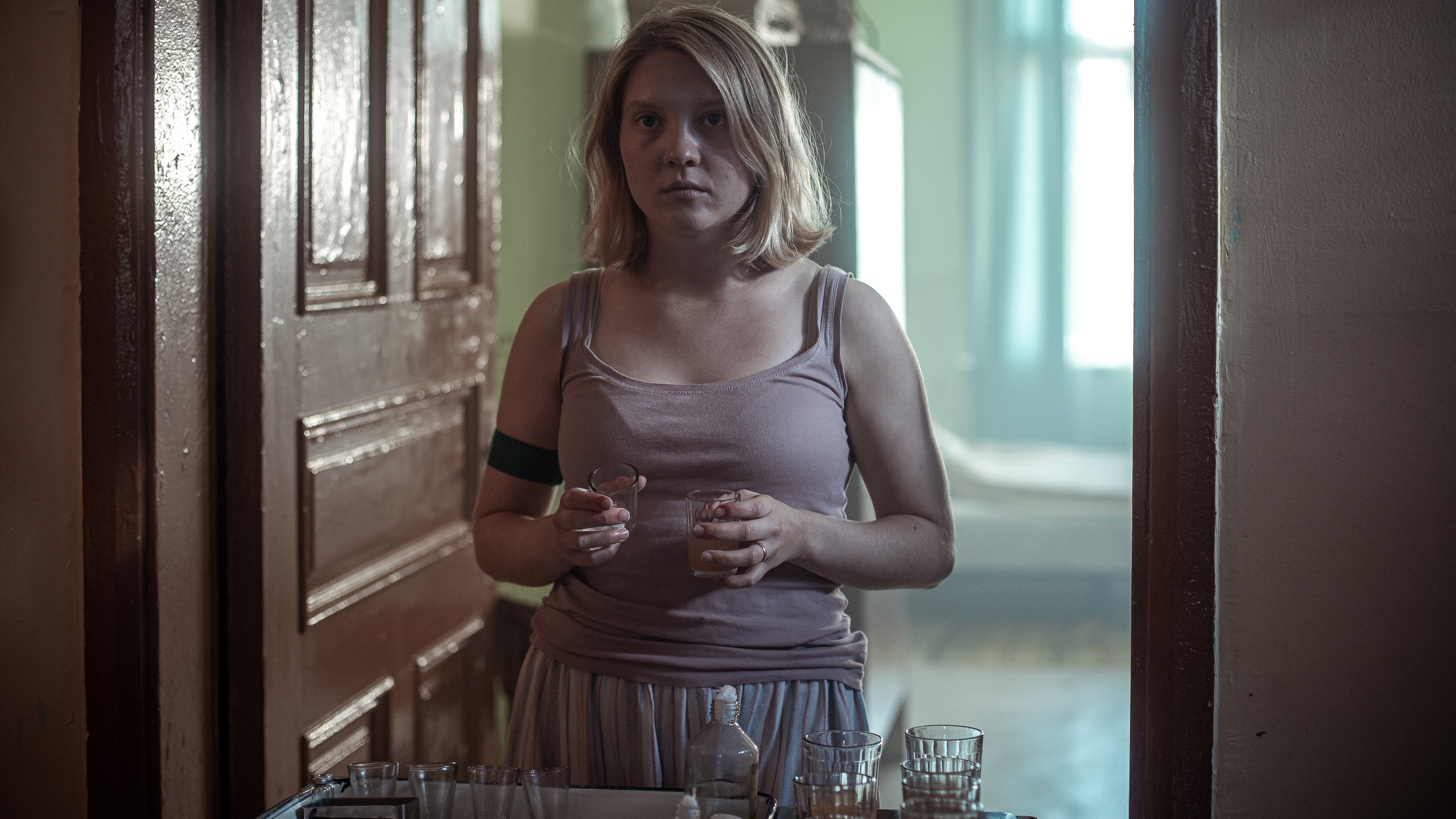 Backdrop for Bad Apples