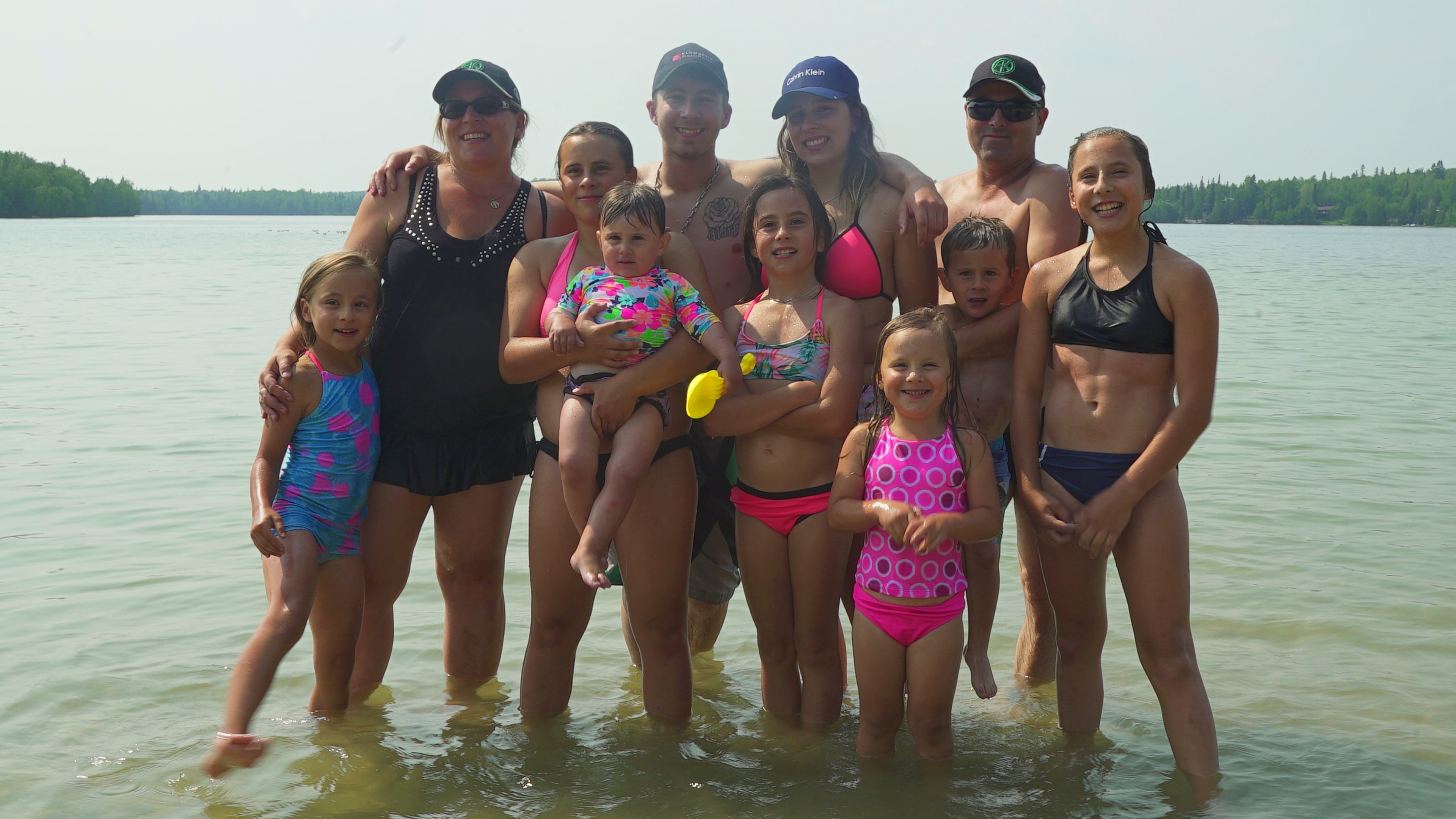 Backdrop for Nombreux et heureux en vacances