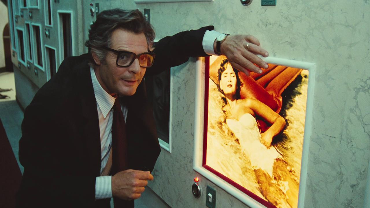 Backdrop for City of Women