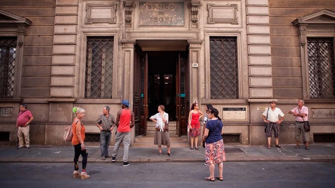 Backdrop for Pawn Street