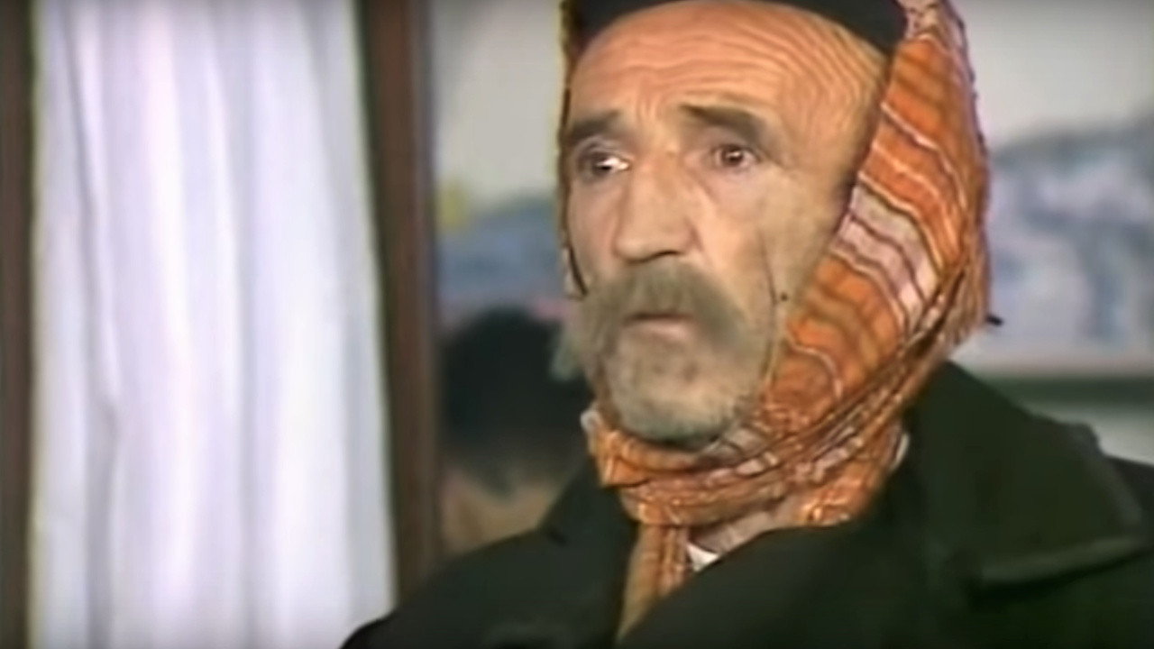 Backdrop for Djekna Hasn't Died Yet, and We Don't Know When Will She