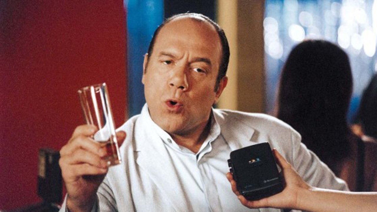 Backdrop for C'era un cinese in coma