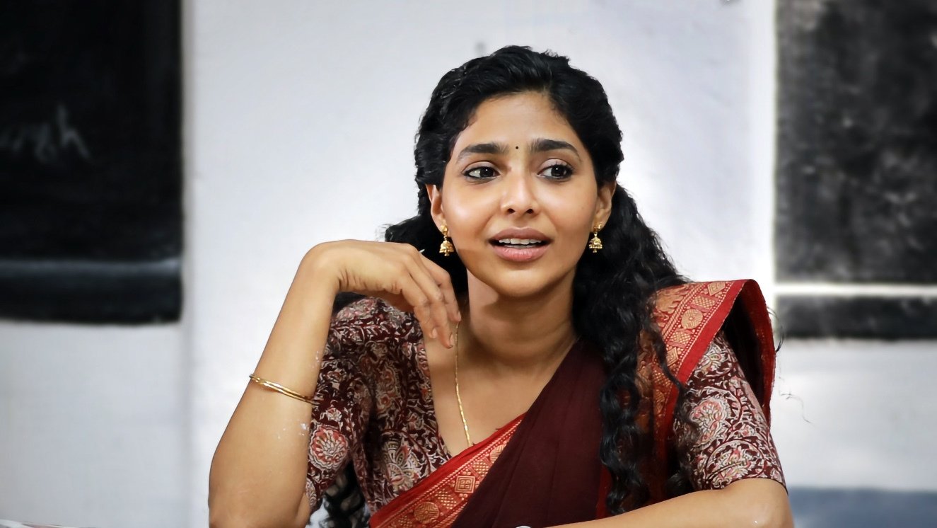 Backdrop for Archana 31 Not Out