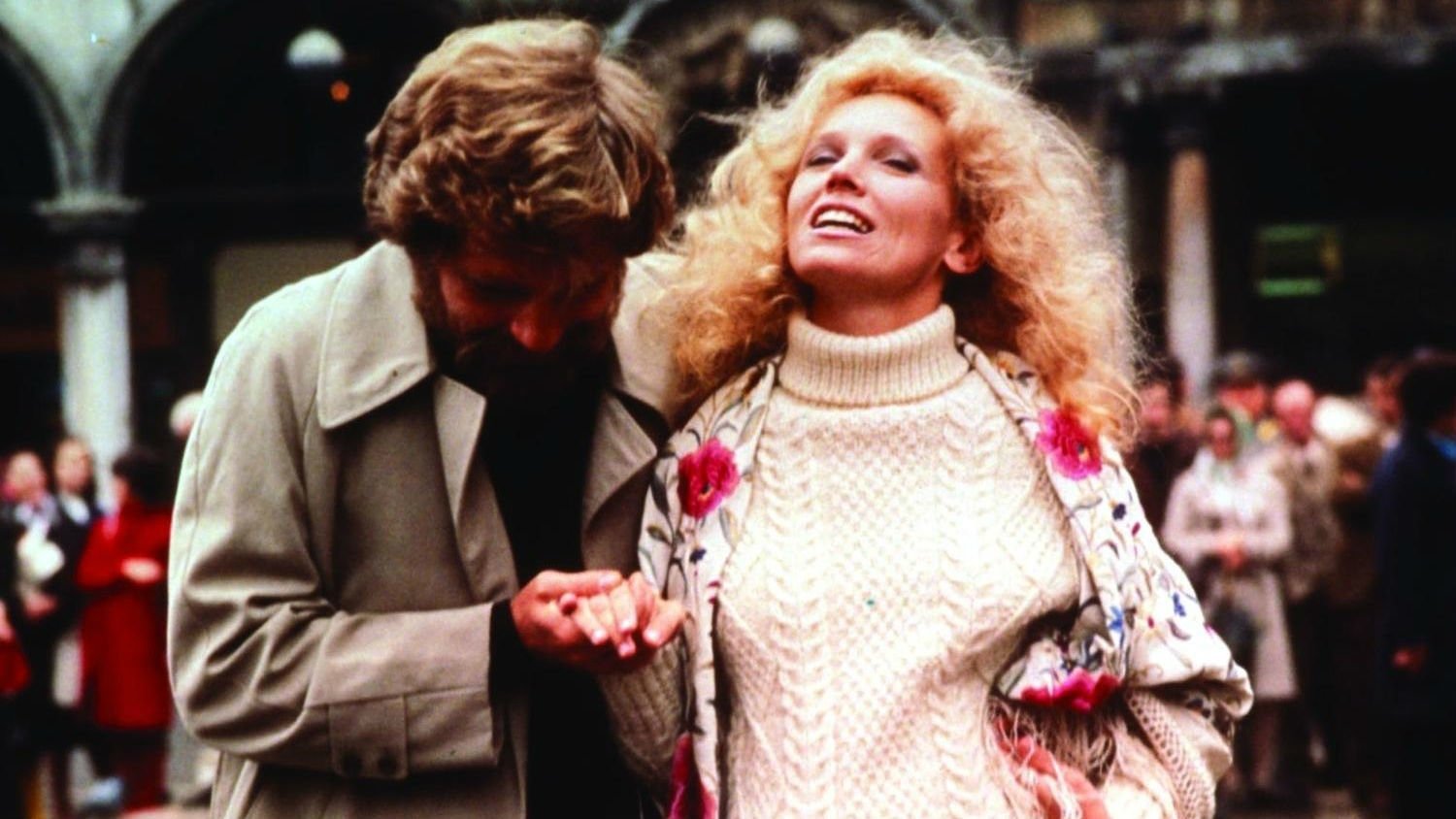 Backdrop for Blume in Love