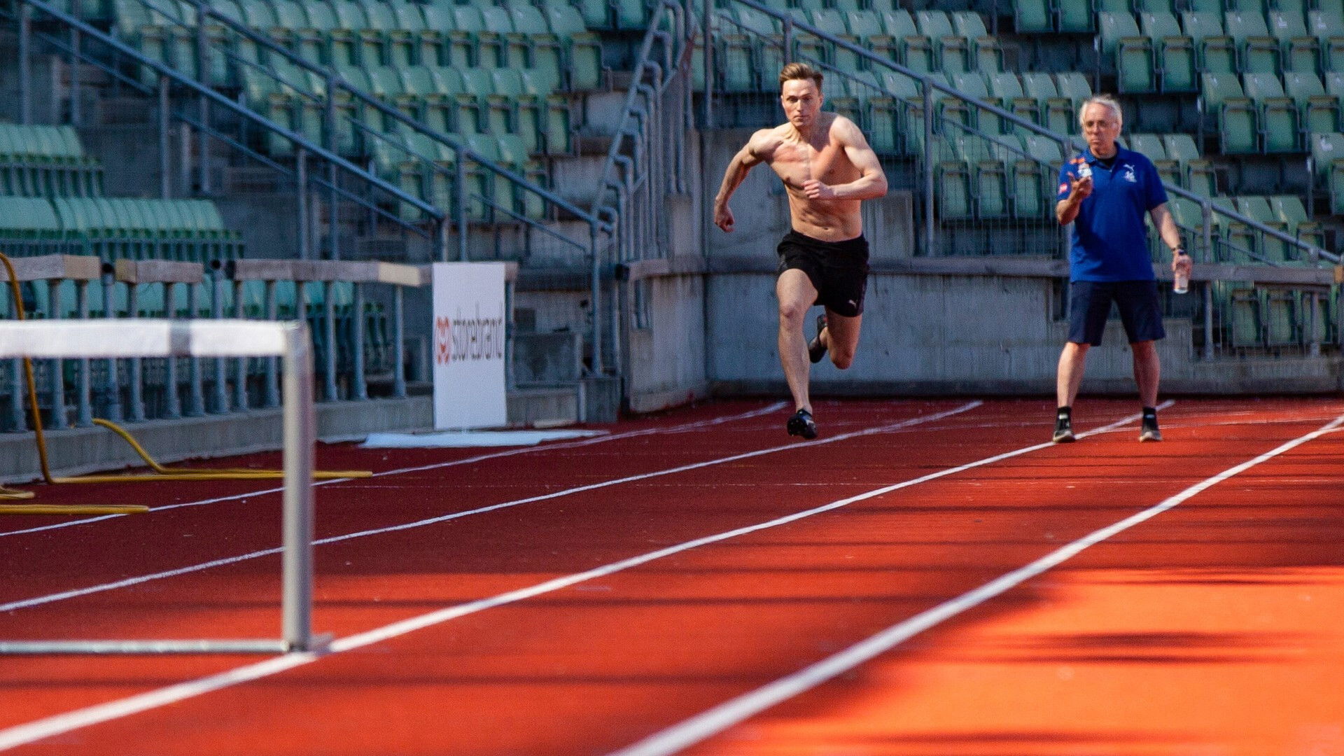 Backdrop for Karsten og Leif