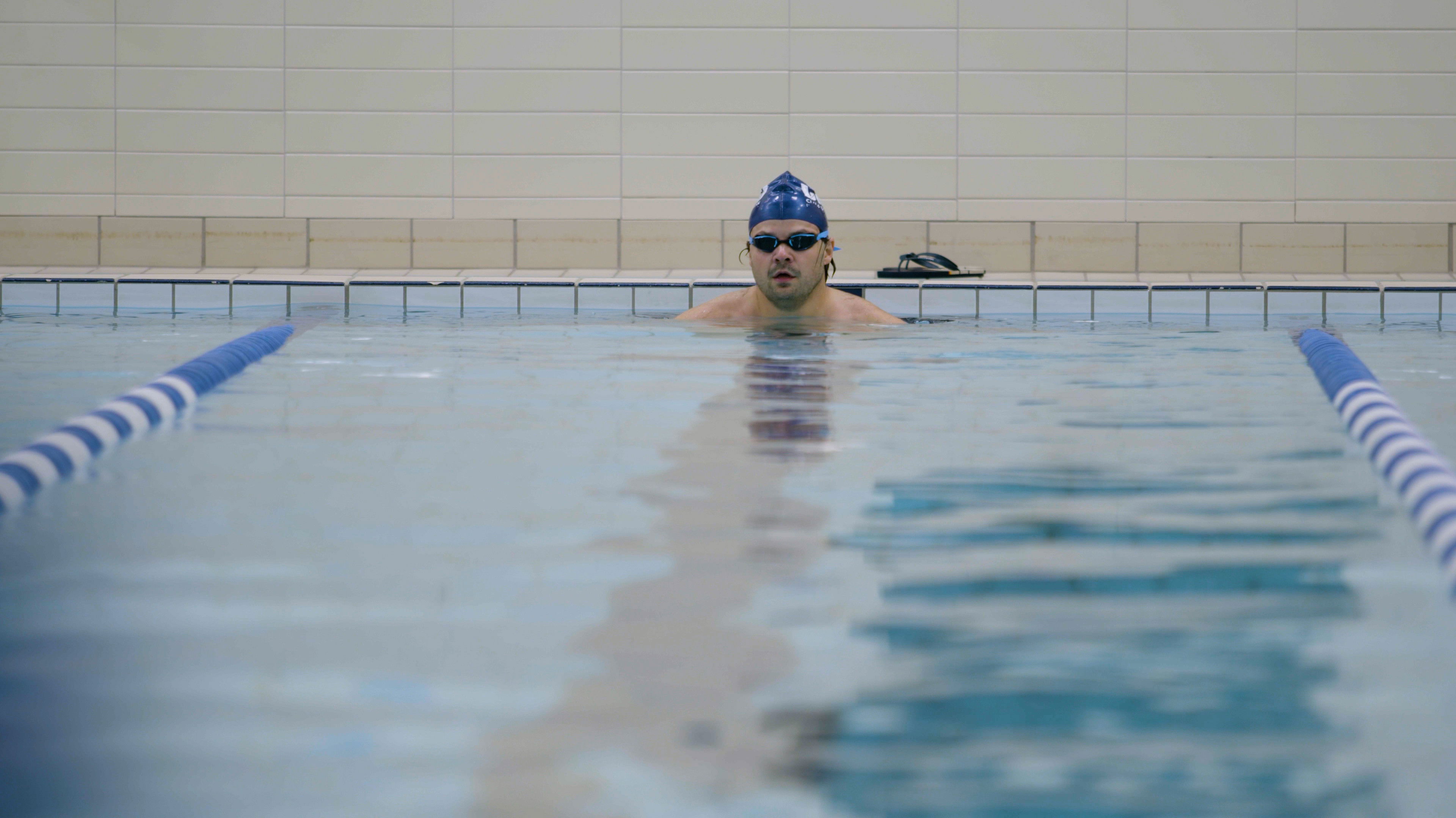 Backdrop for La folle traversée de Philippe