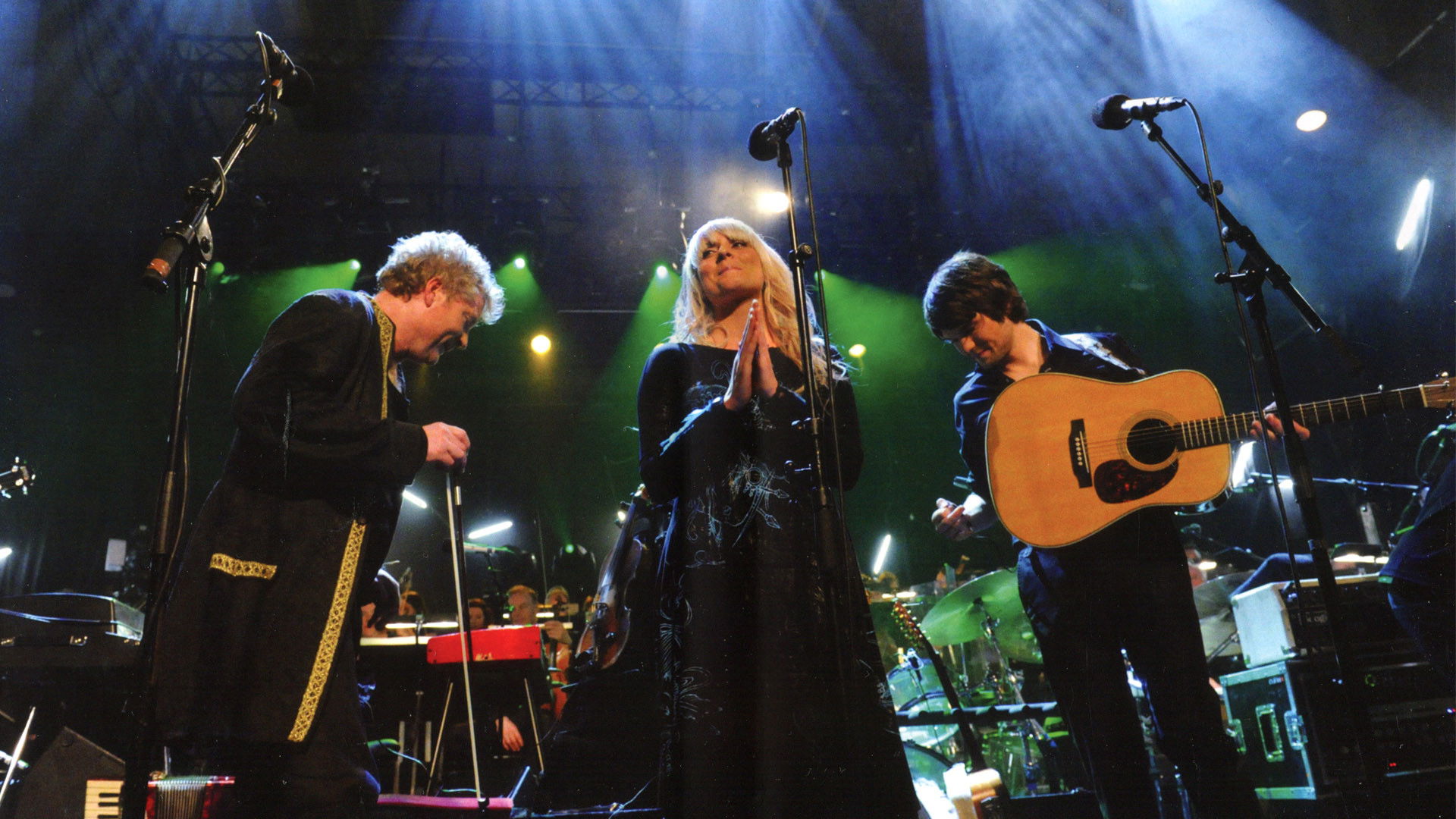 Backdrop for Vamp In Symphony With The Norwegian Radio Orchestra II